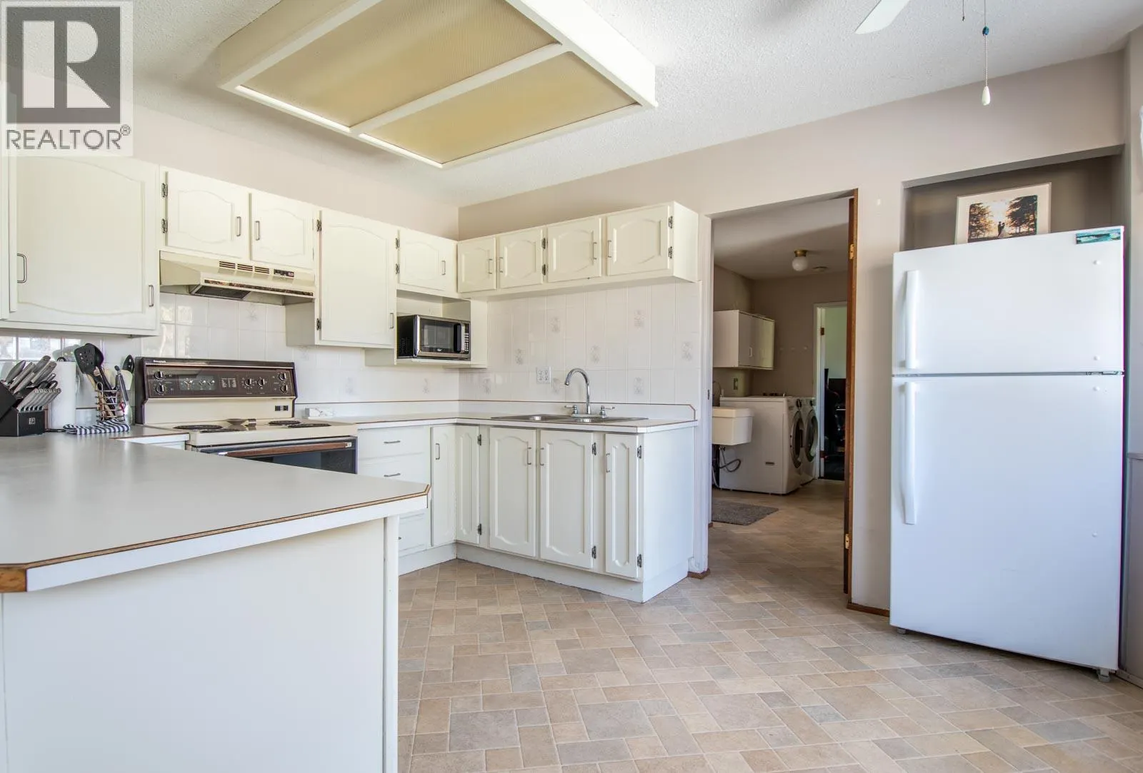 3402 Lockhart Drive