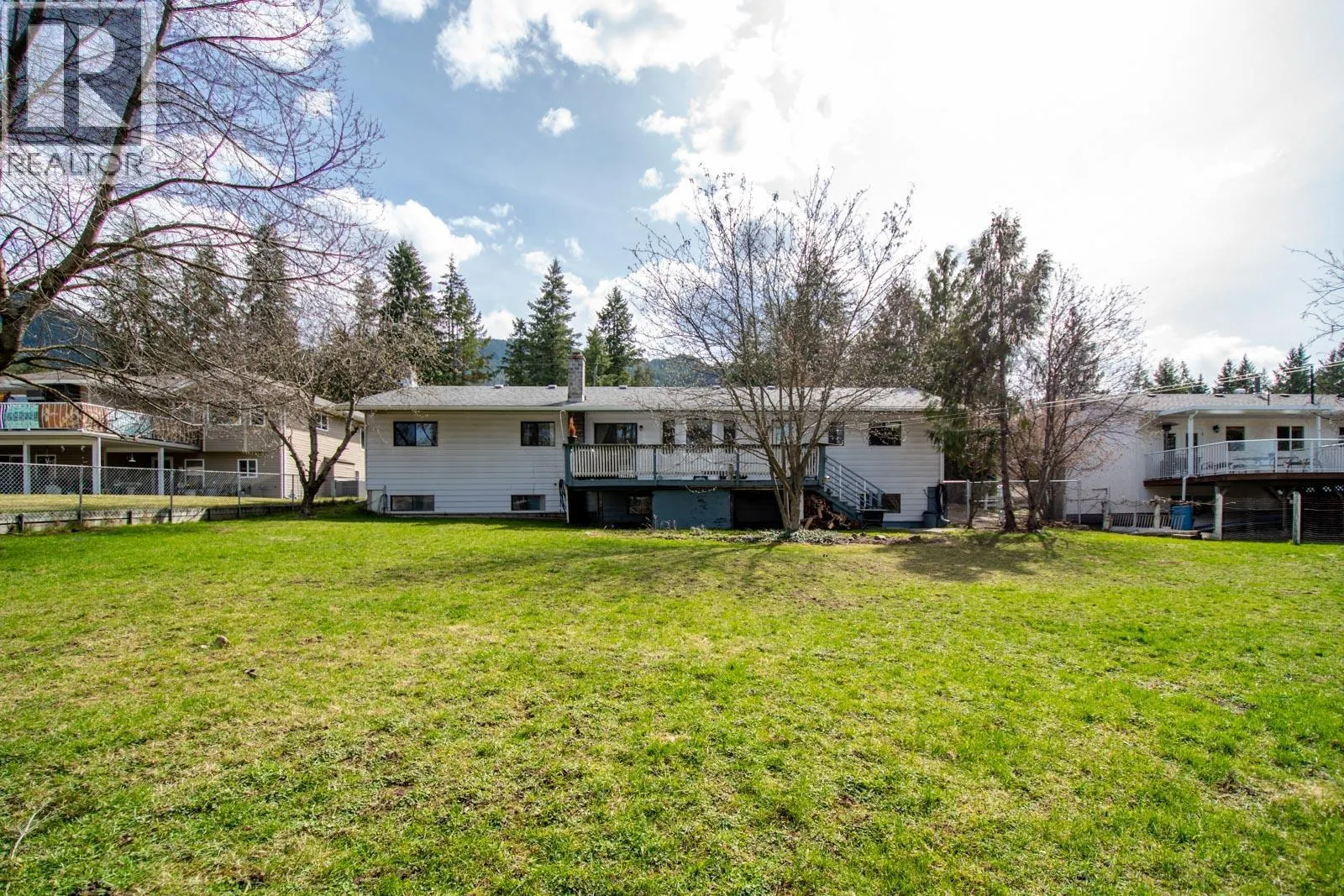 3402 Lockhart Drive
