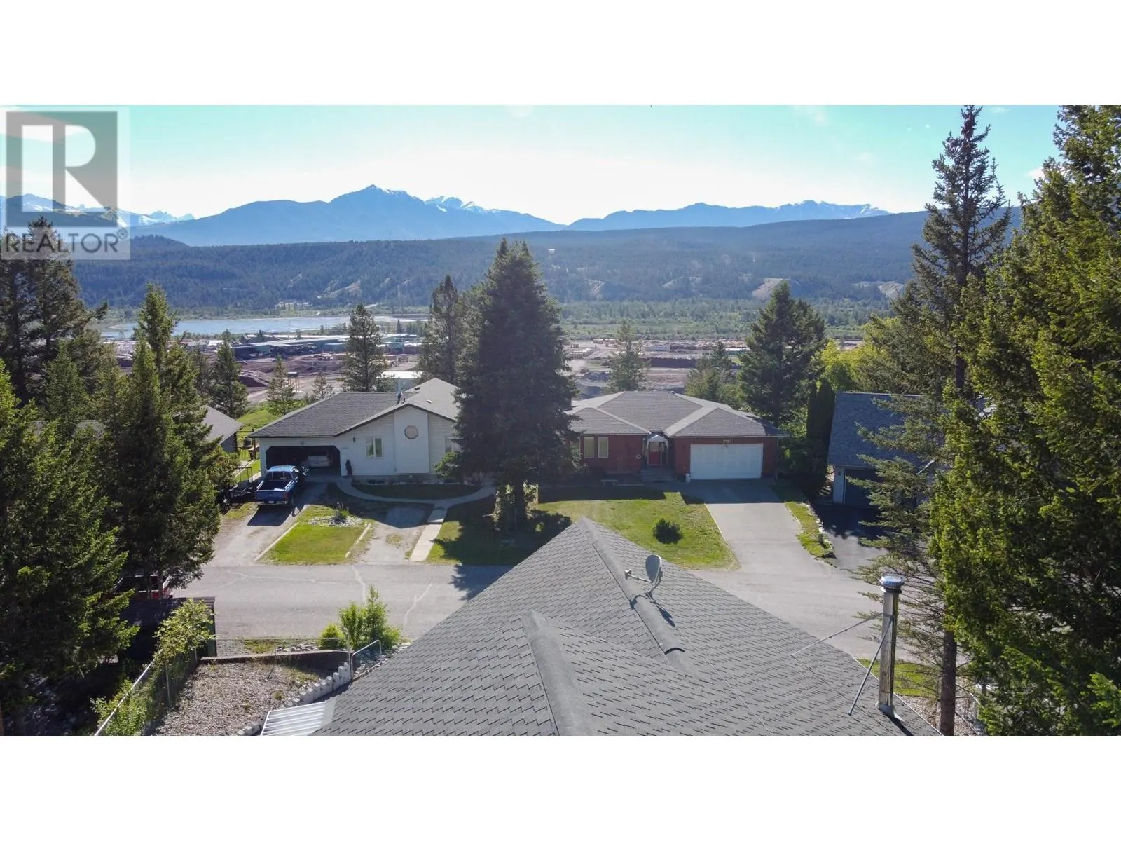 7326 GLACIER Drive