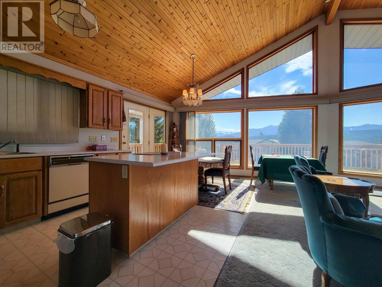 7326 GLACIER Drive