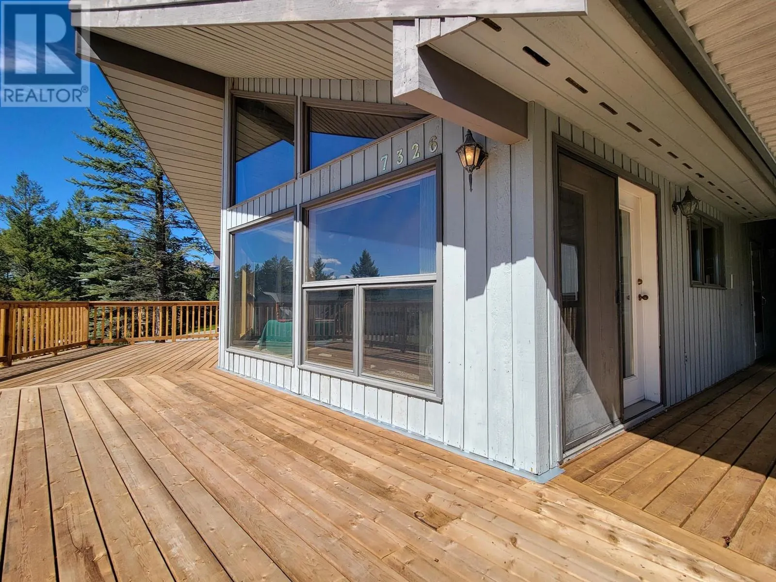 7326 GLACIER Drive