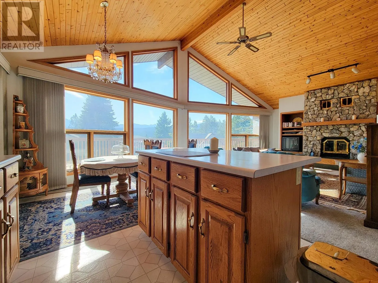 7326 GLACIER Drive