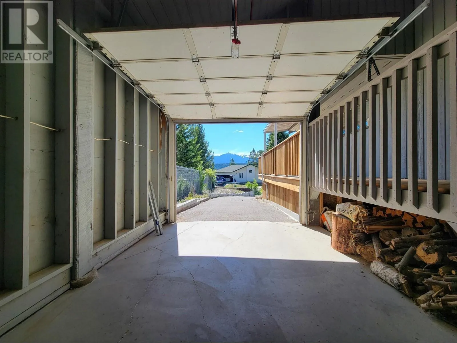 7326 GLACIER Drive
