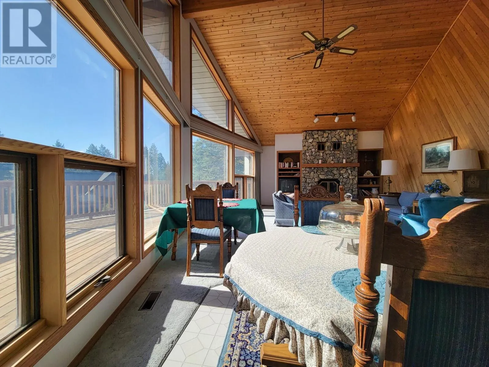 7326 GLACIER Drive
