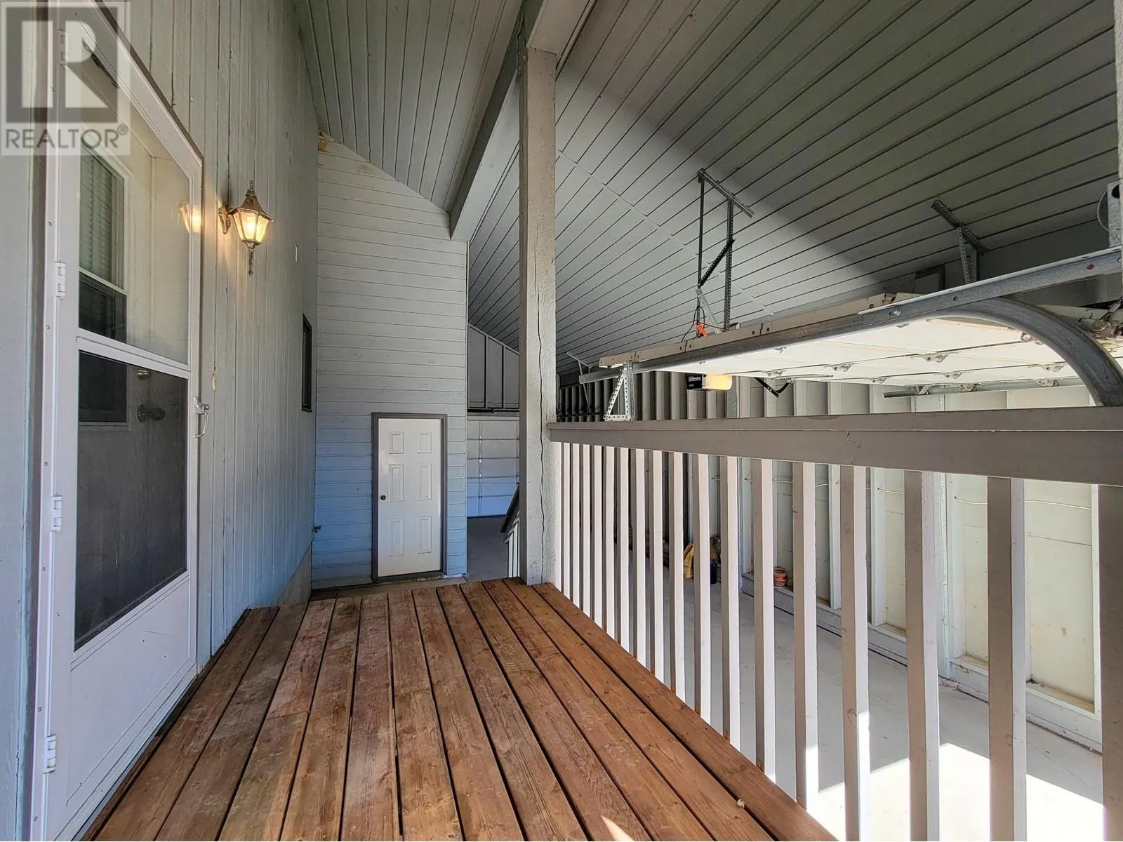 7326 GLACIER Drive
