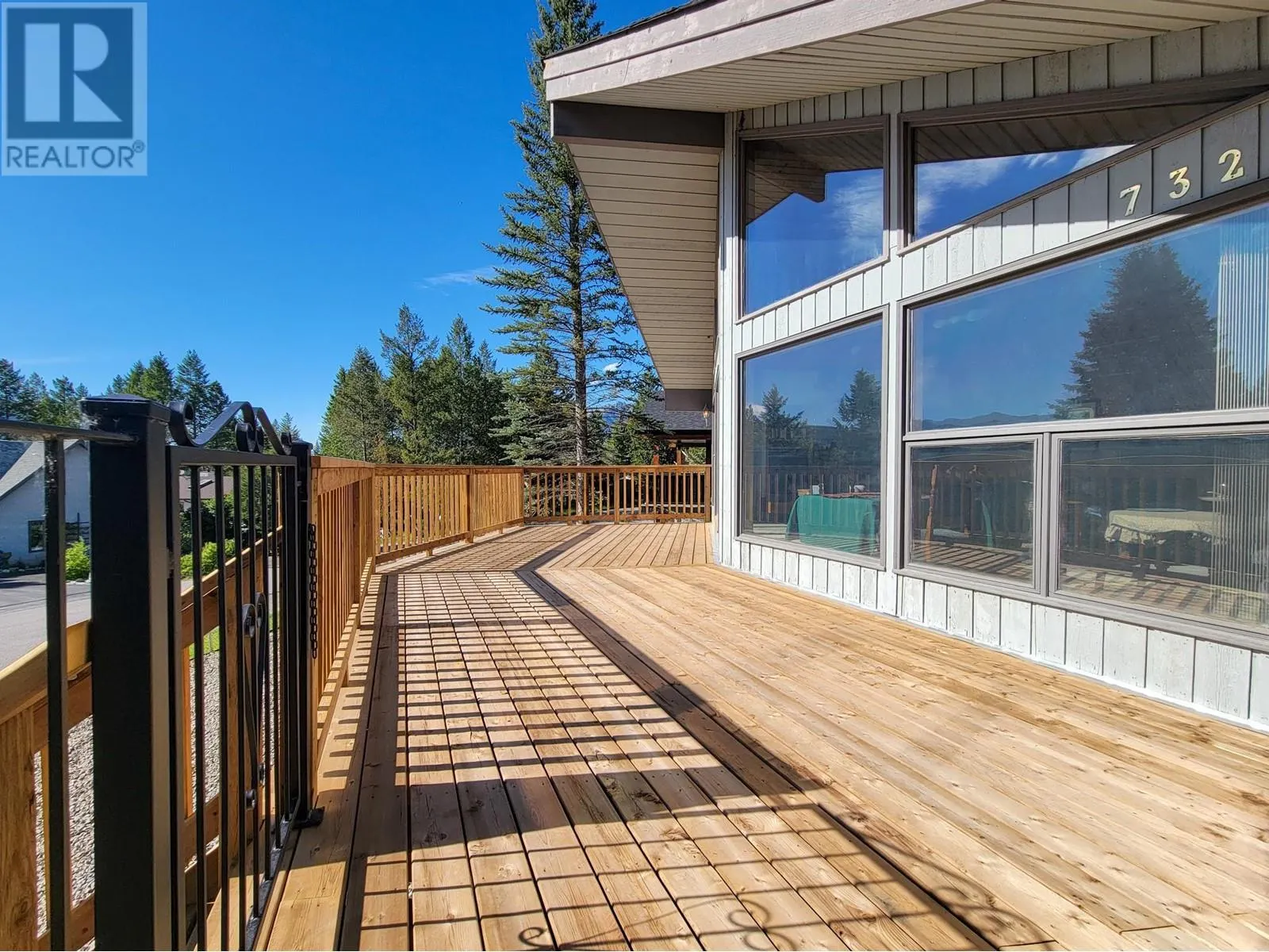 7326 GLACIER Drive