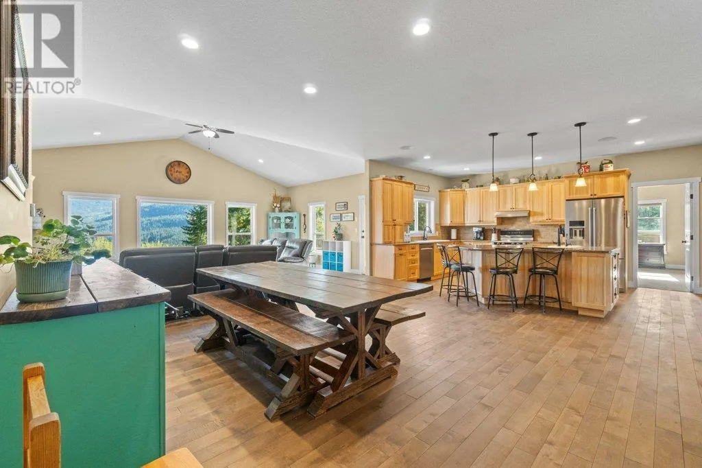 1410 Yankee Flats Road