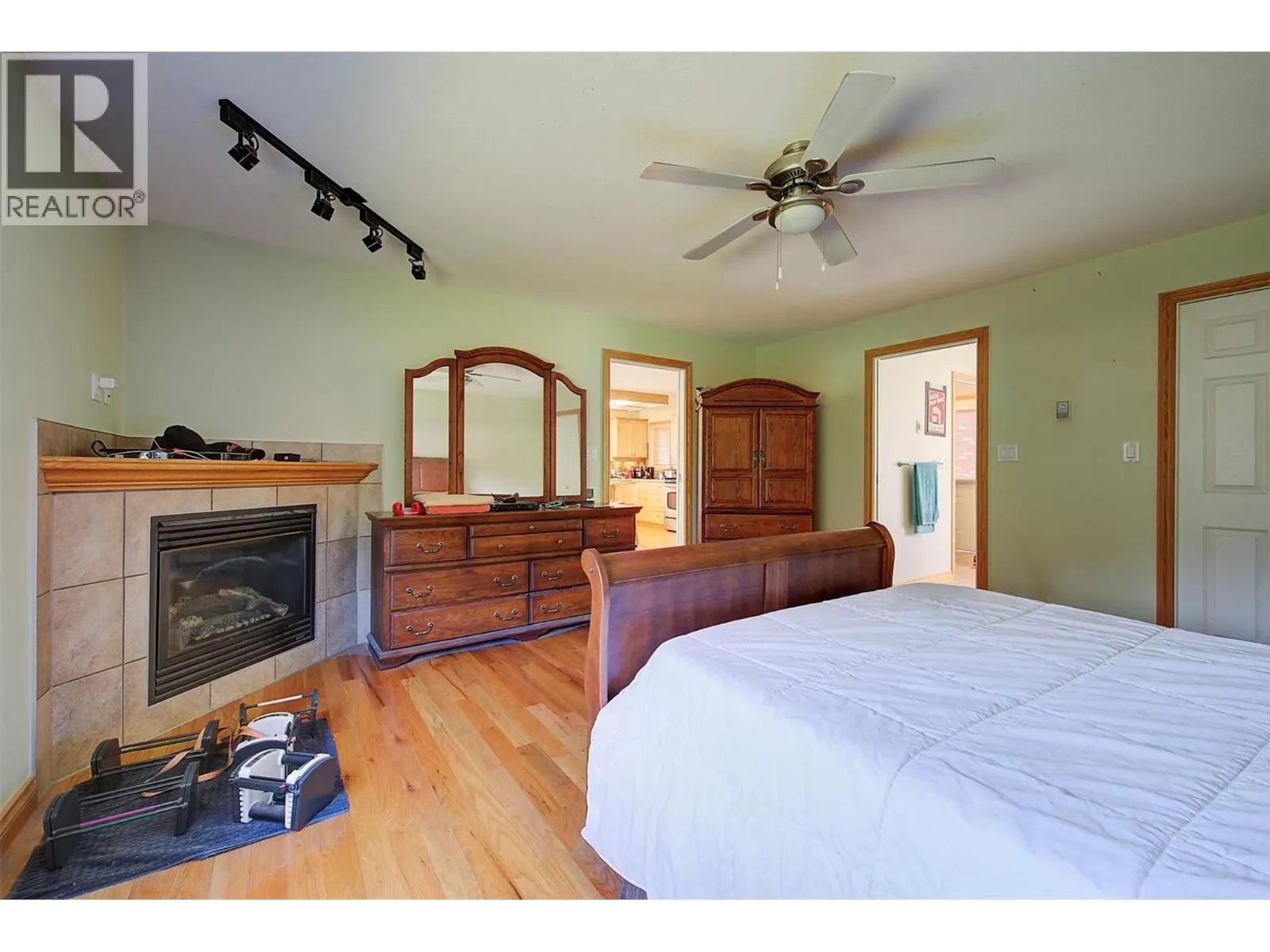 215 Arab Road