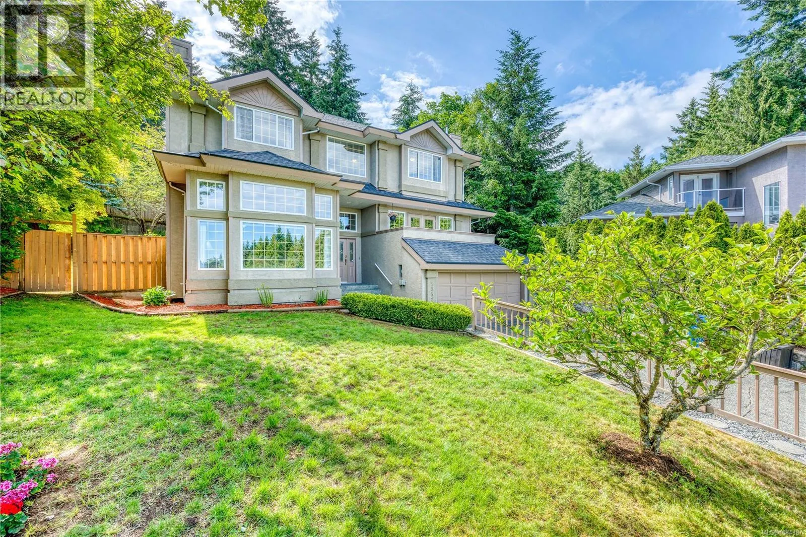 5352 Coastview Pl