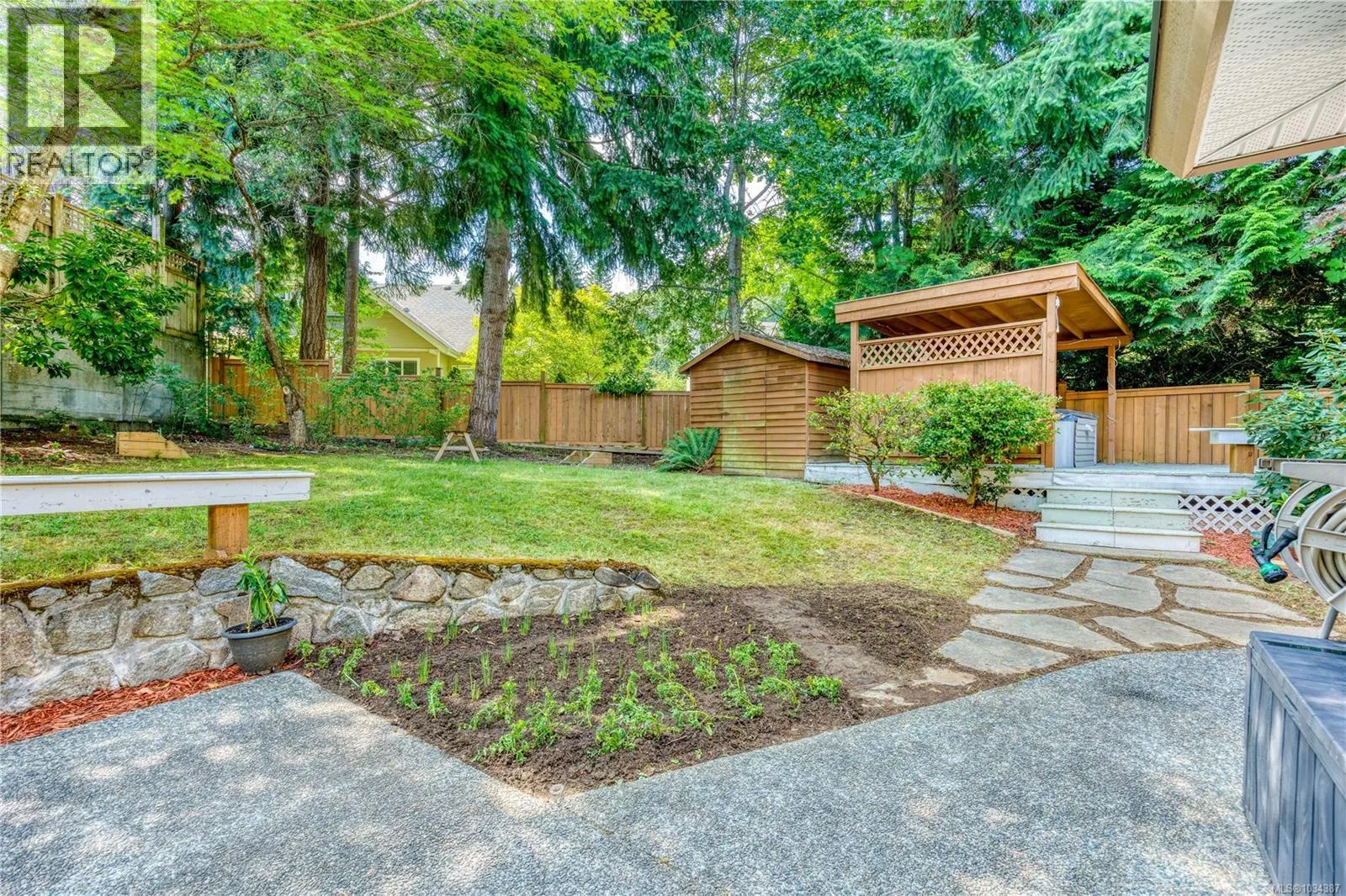 5352 Coastview Pl