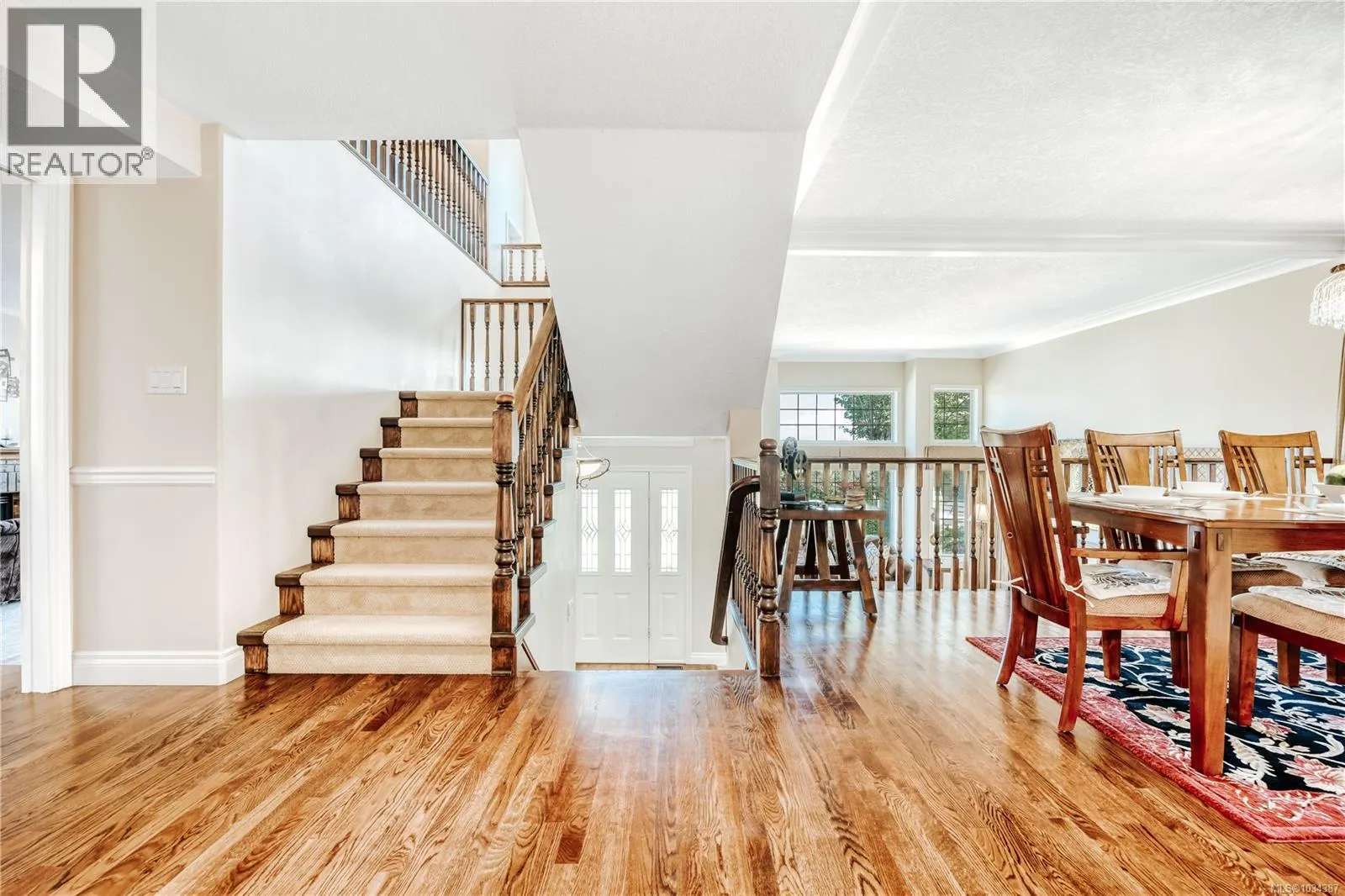 5352 Coastview Pl