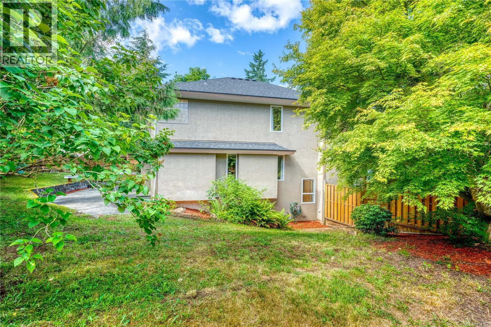 5352 Coastview Pl