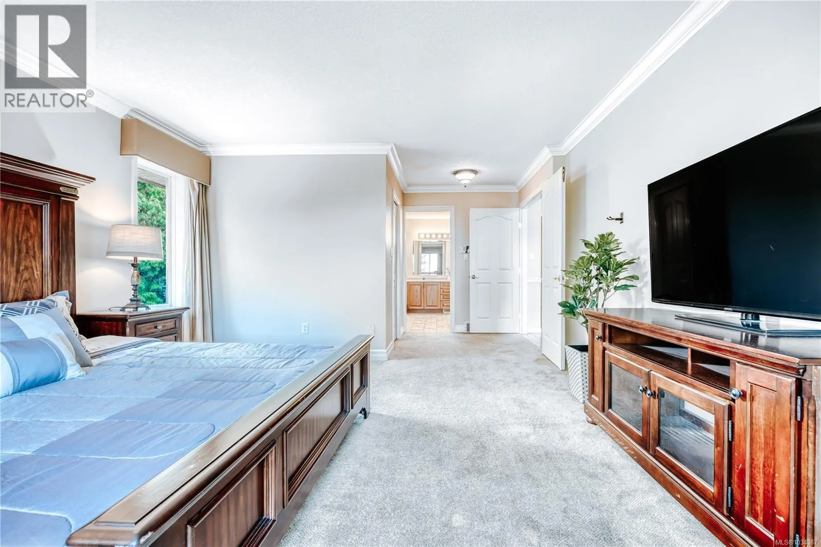 5352 Coastview Pl
