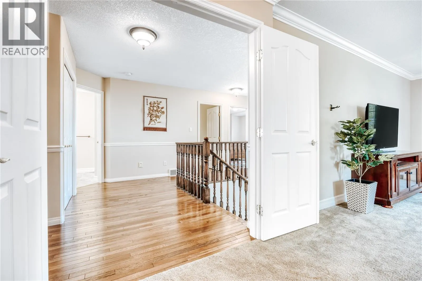 5352 Coastview Pl