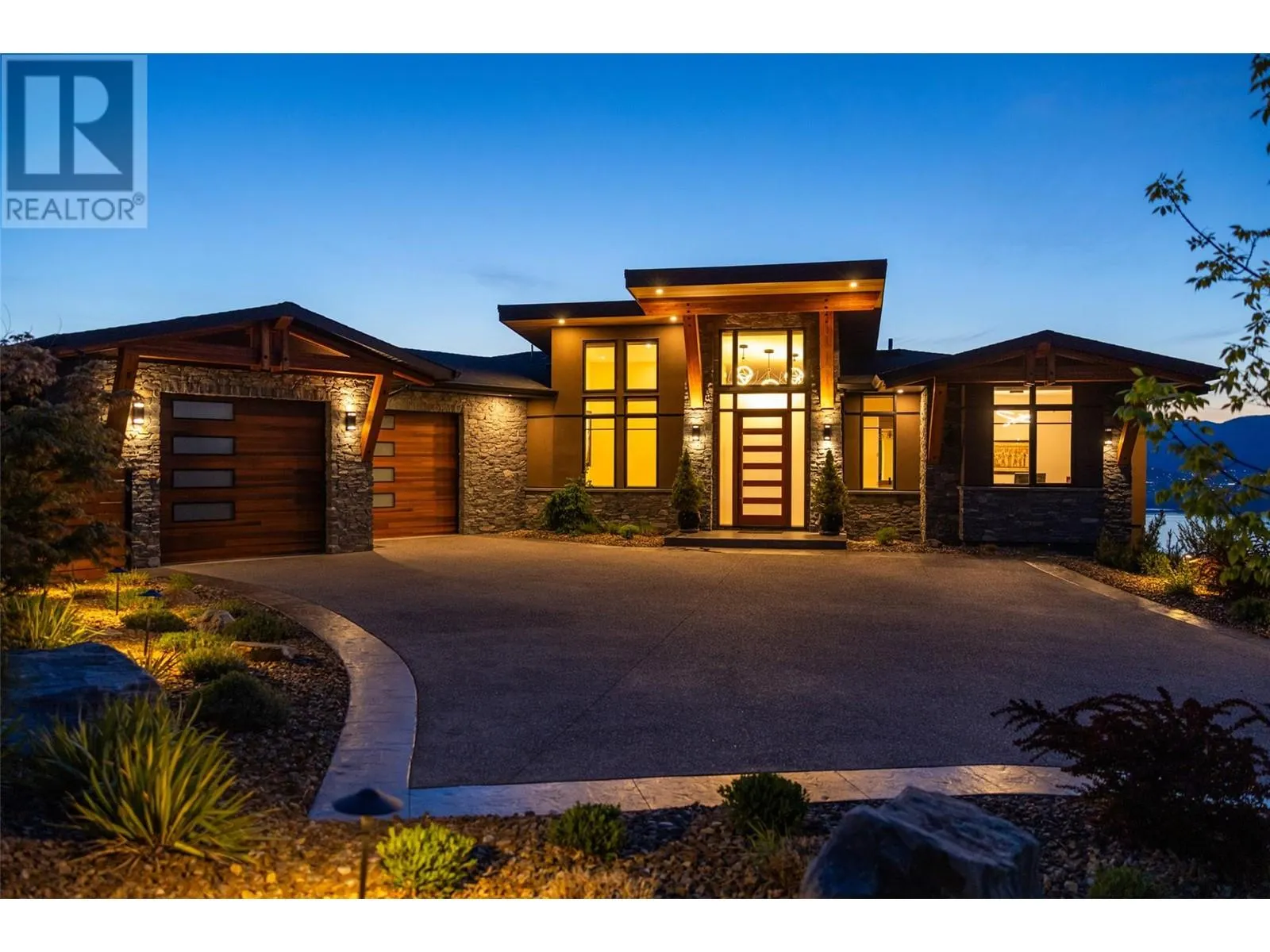 5650 The Edge Place Unit# 105