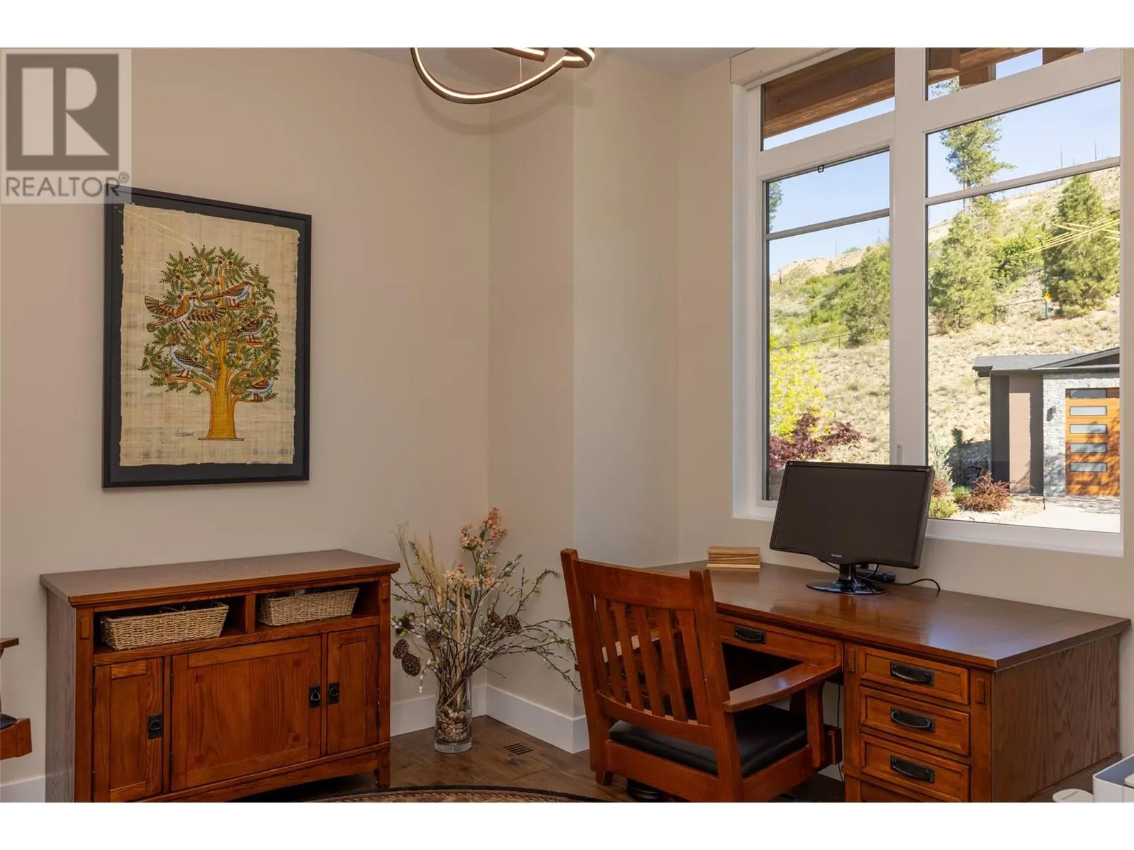 5650 The Edge Place Unit# 105