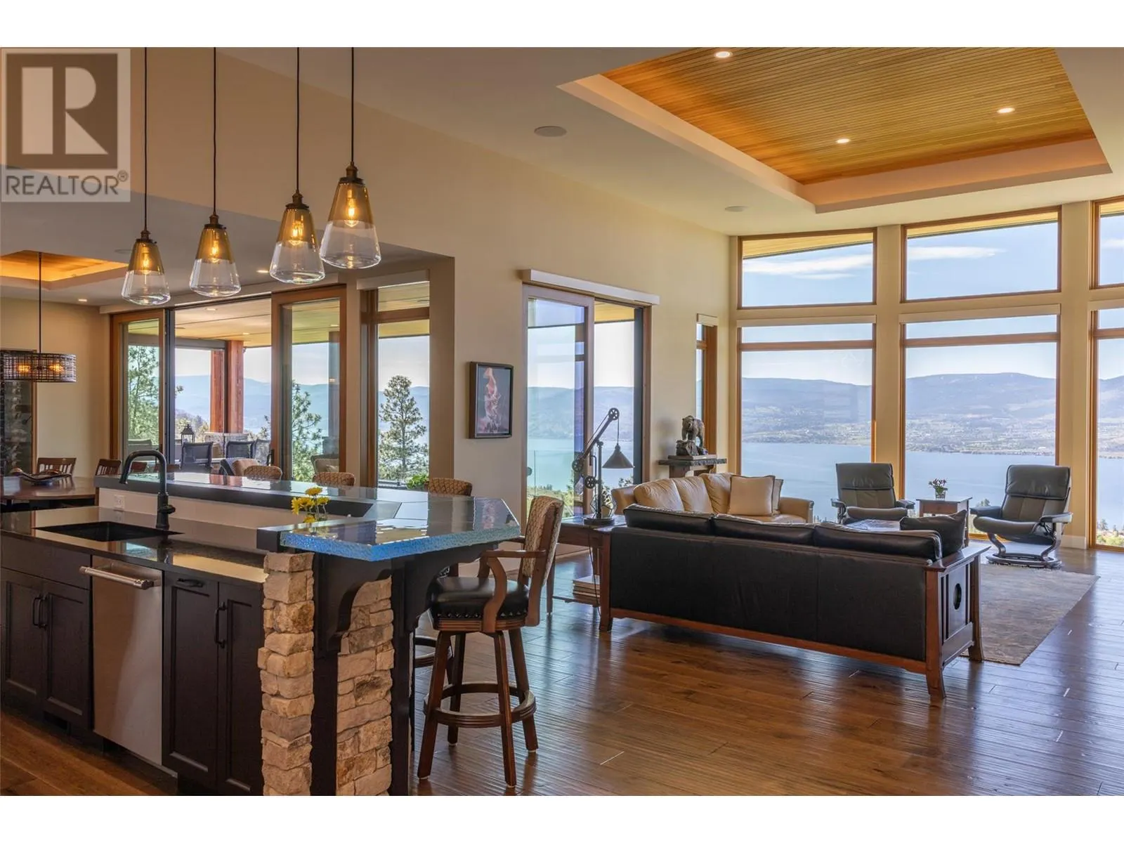 5650 The Edge Place Unit# 105