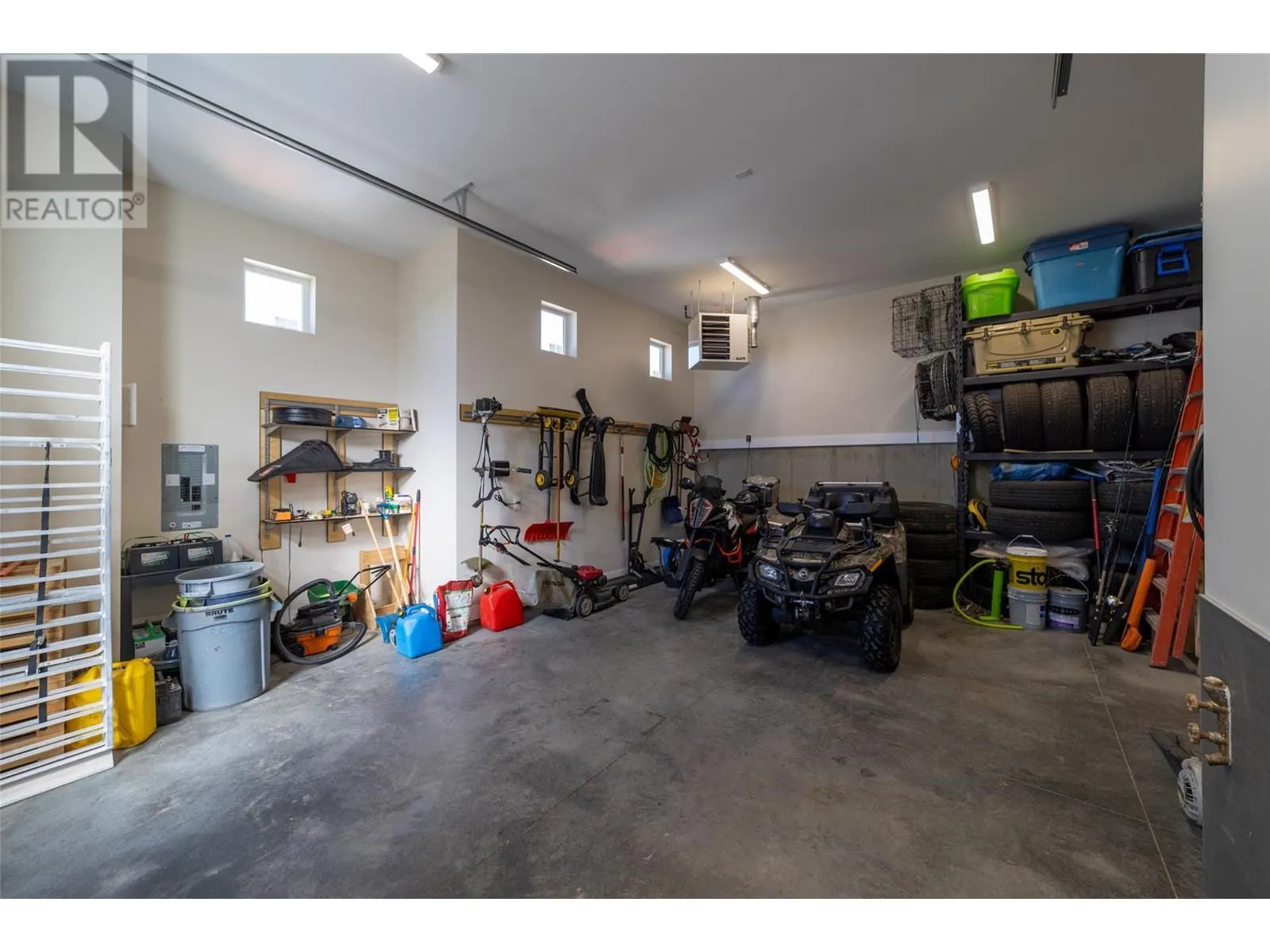 5650 The Edge Place Unit# 105