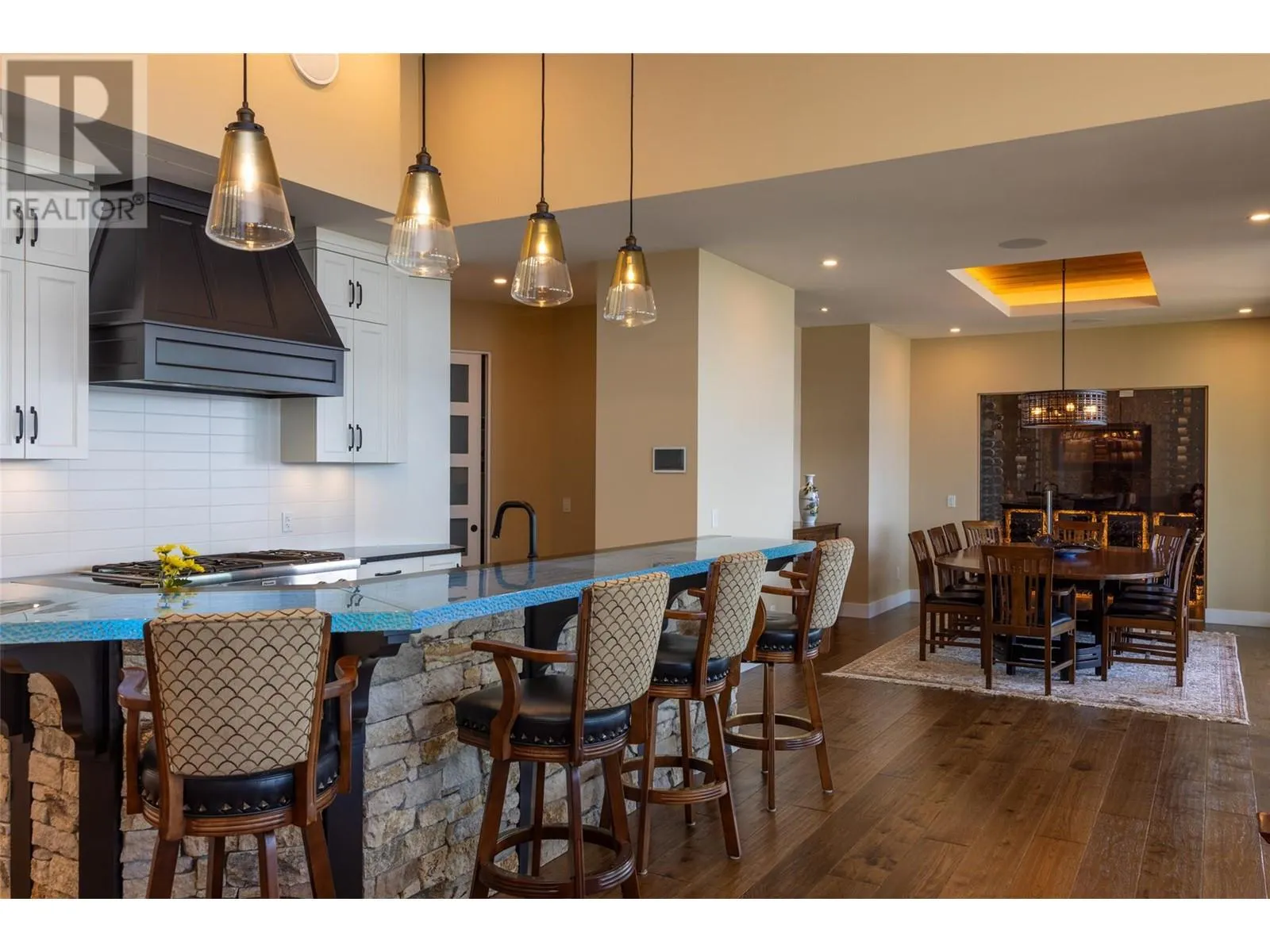 5650 The Edge Place Unit# 105