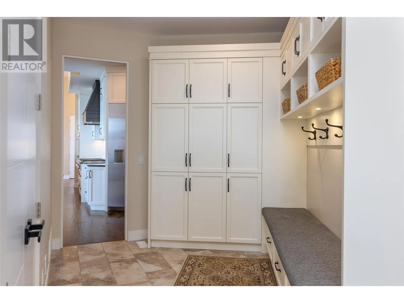 5650 The Edge Place Unit# 105