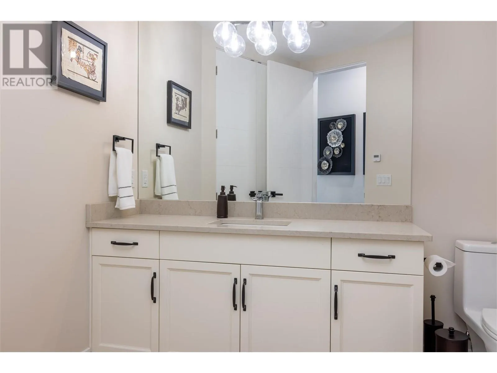 5650 The Edge Place Unit# 105