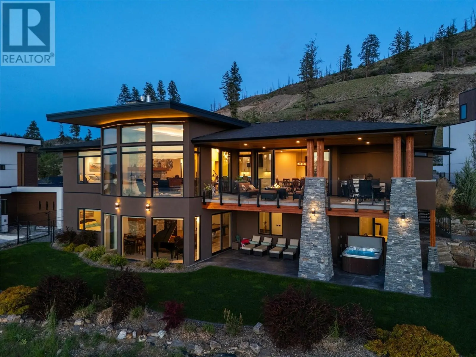 5650 The Edge Place Unit# 105