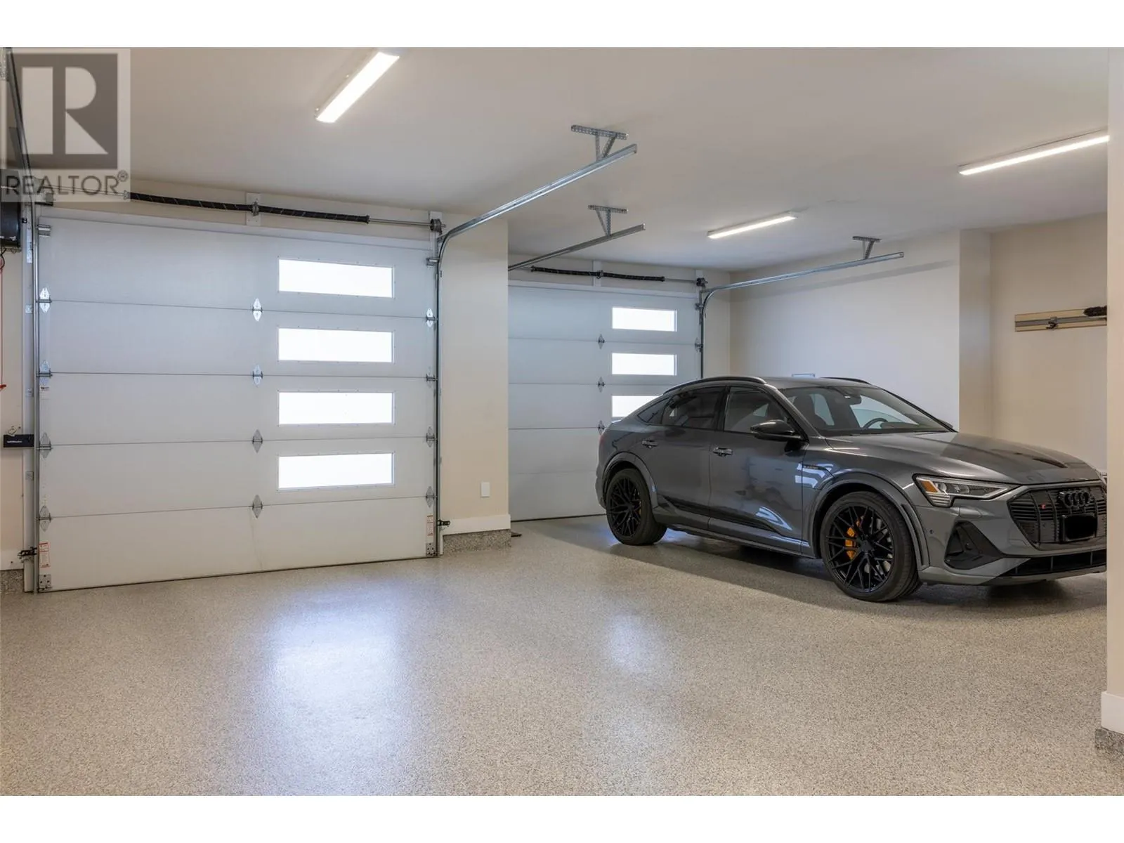 5650 The Edge Place Unit# 105