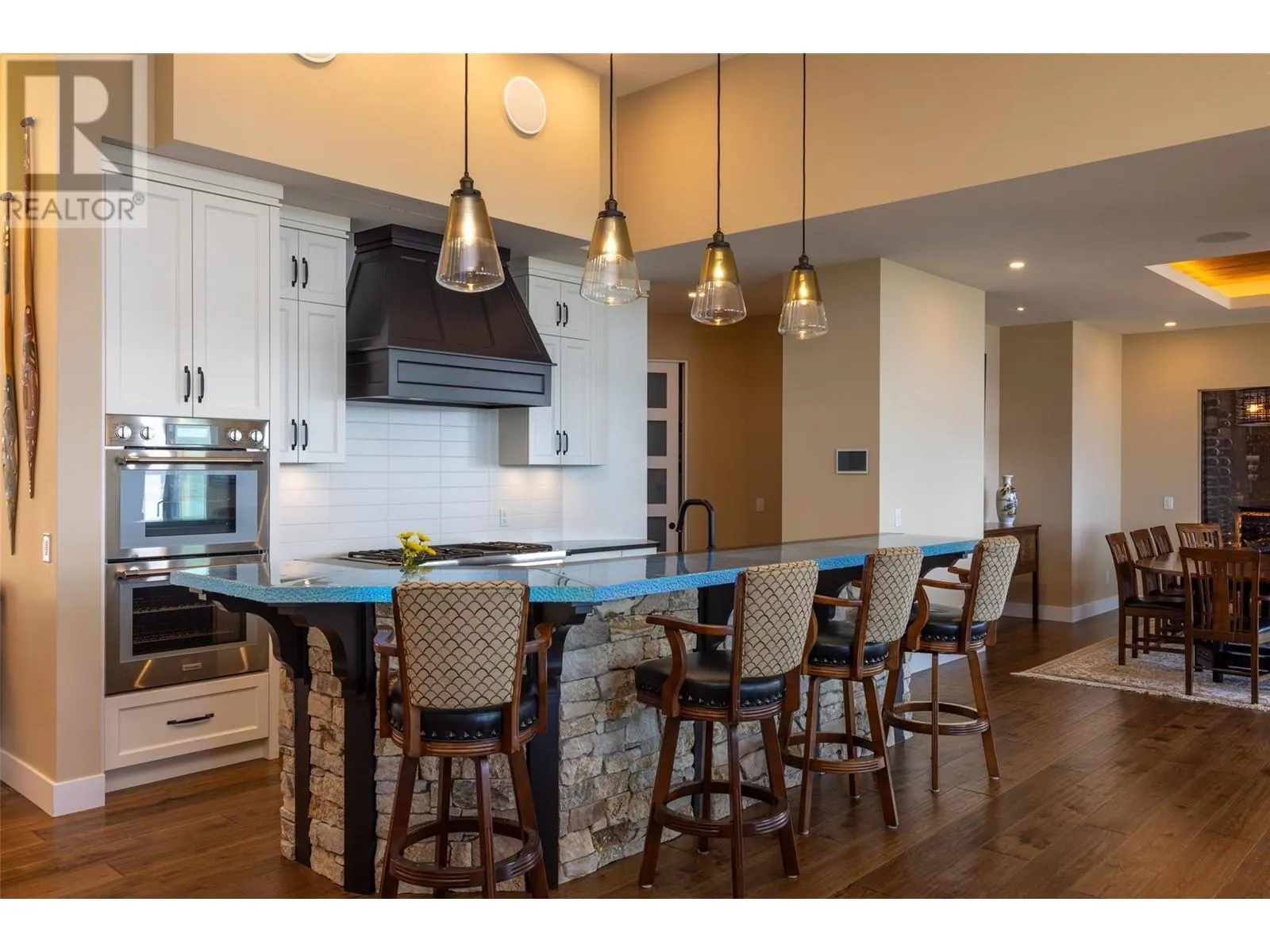 5650 The Edge Place Unit# 105