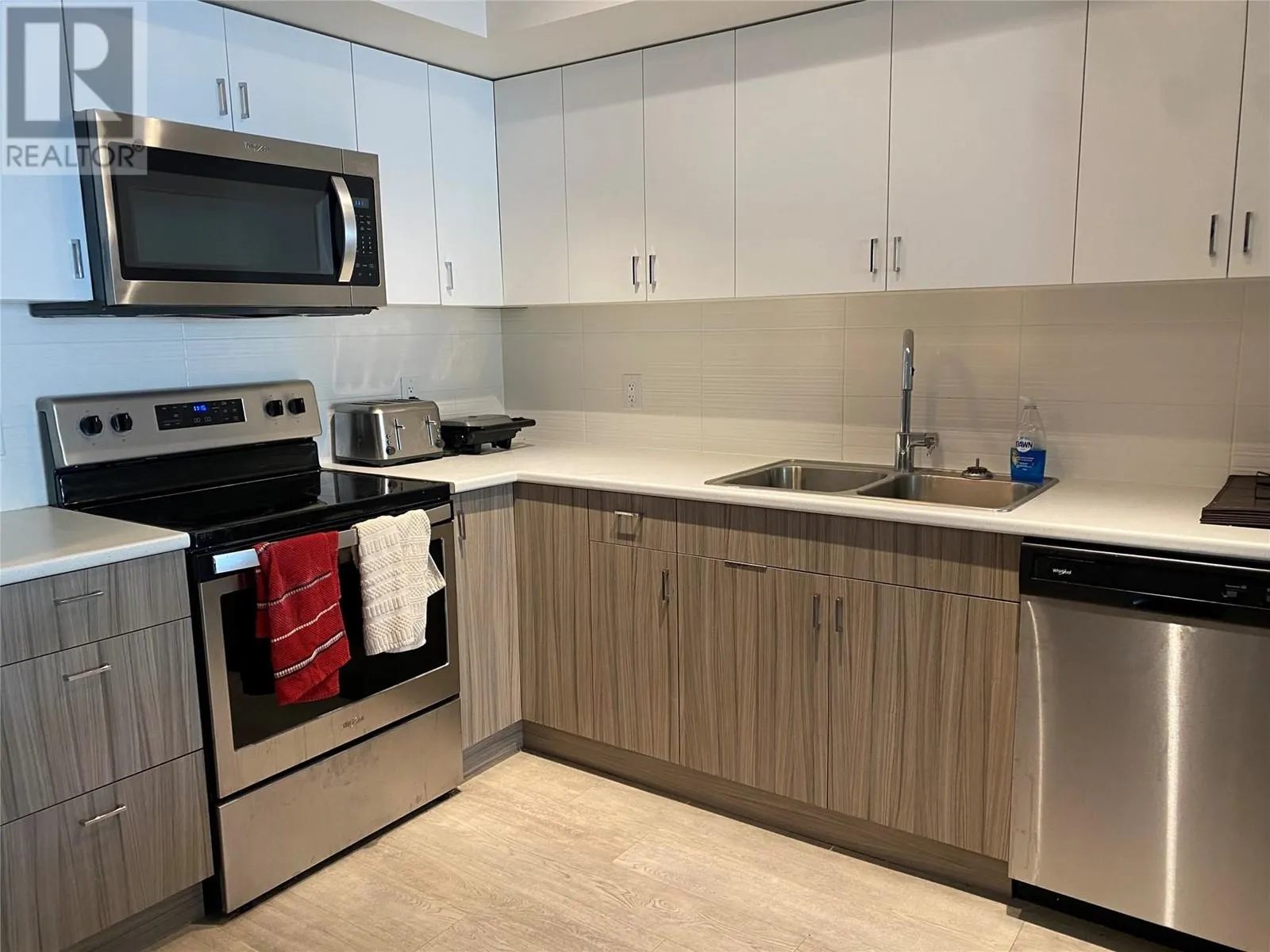 695 Academy Way Unit# 207