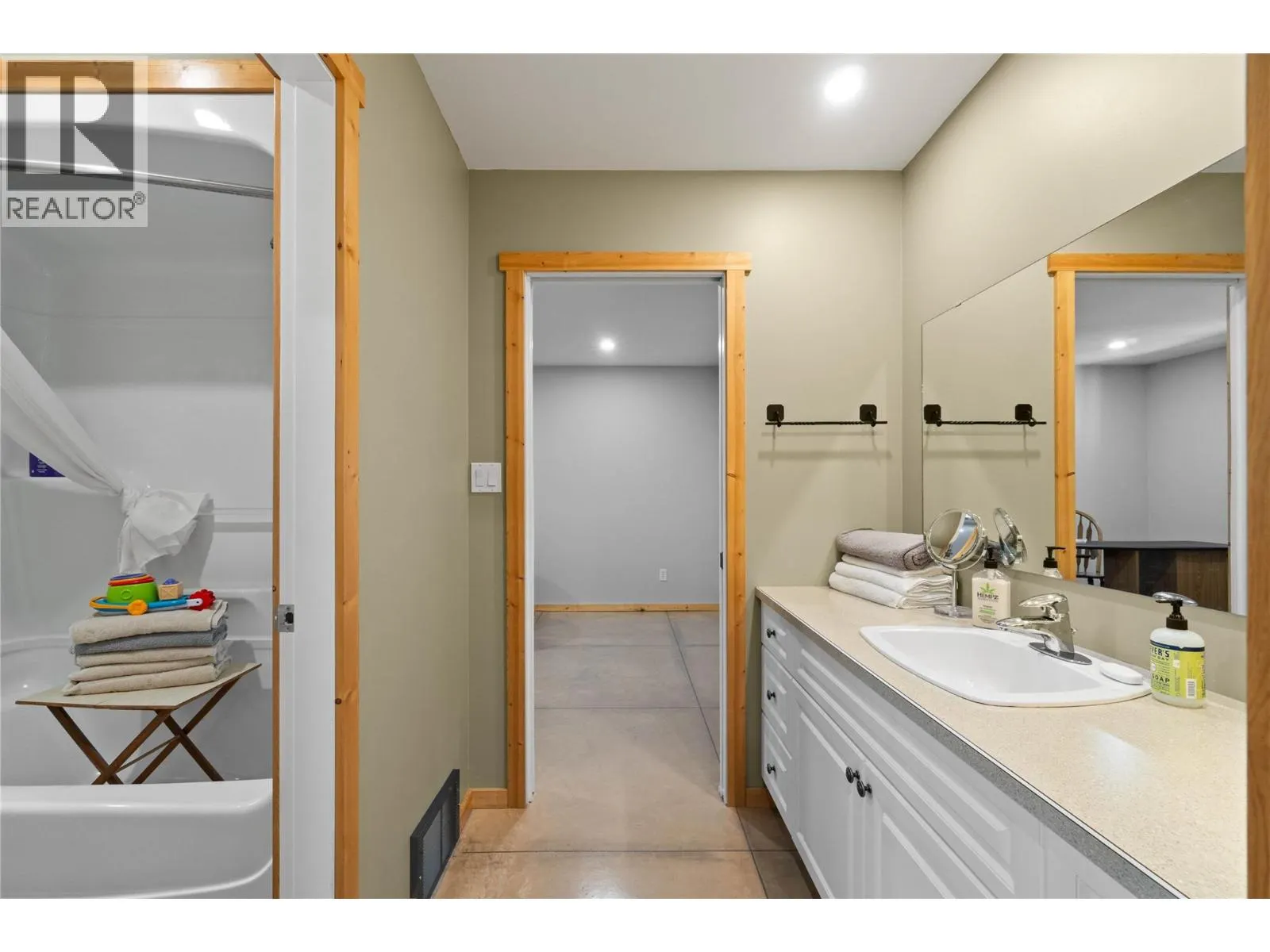 152 Salmon River Road