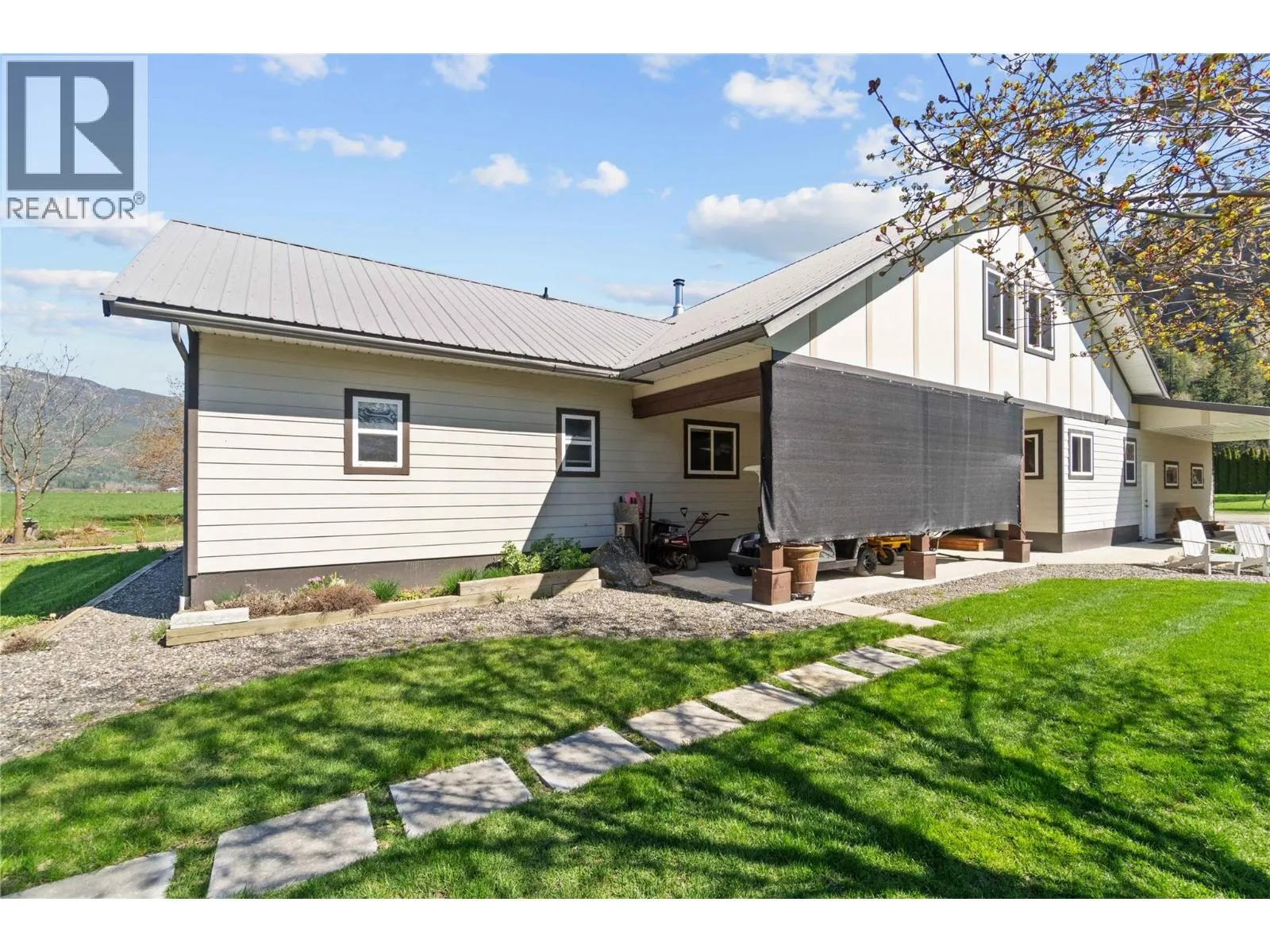 152 Salmon River Road