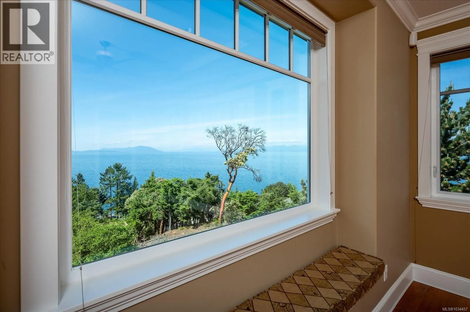 5084 Banning Crt