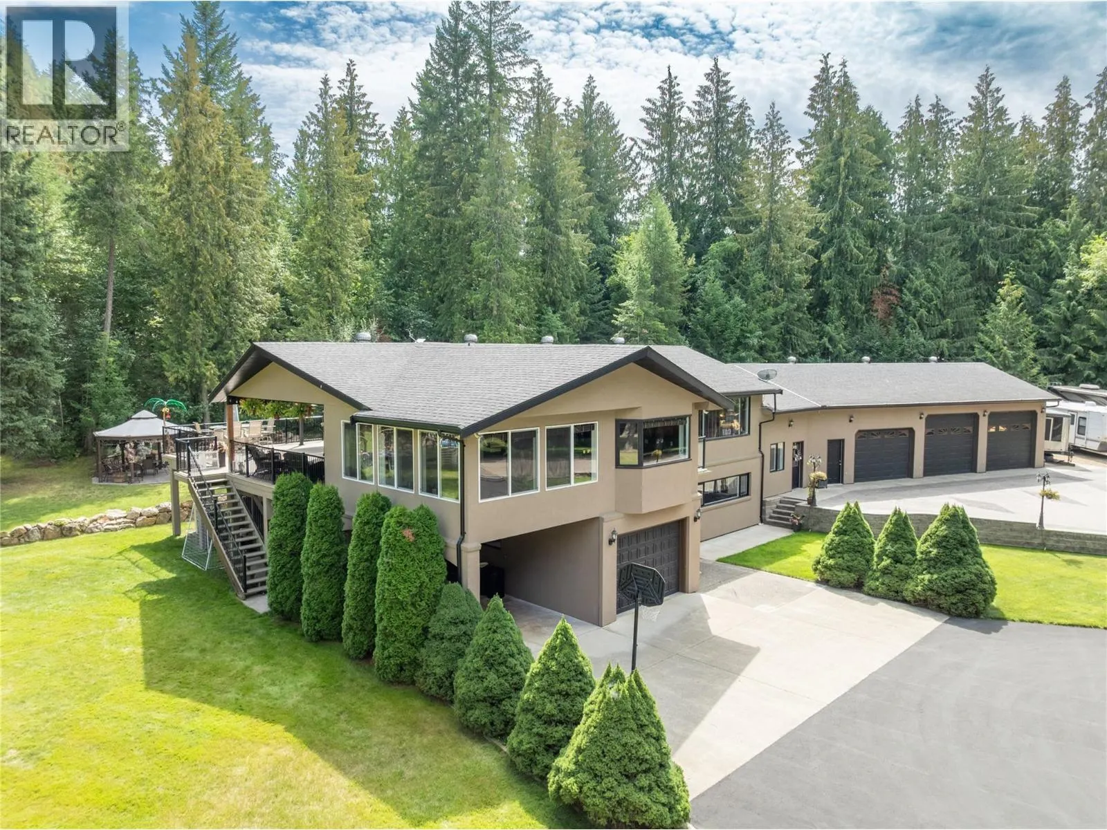 2746 Balmoral Road