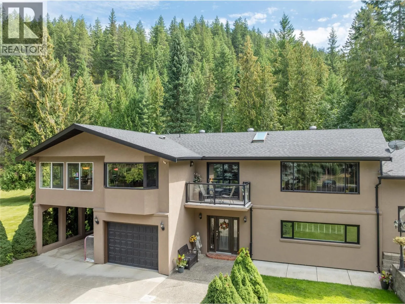 2746 Balmoral Road