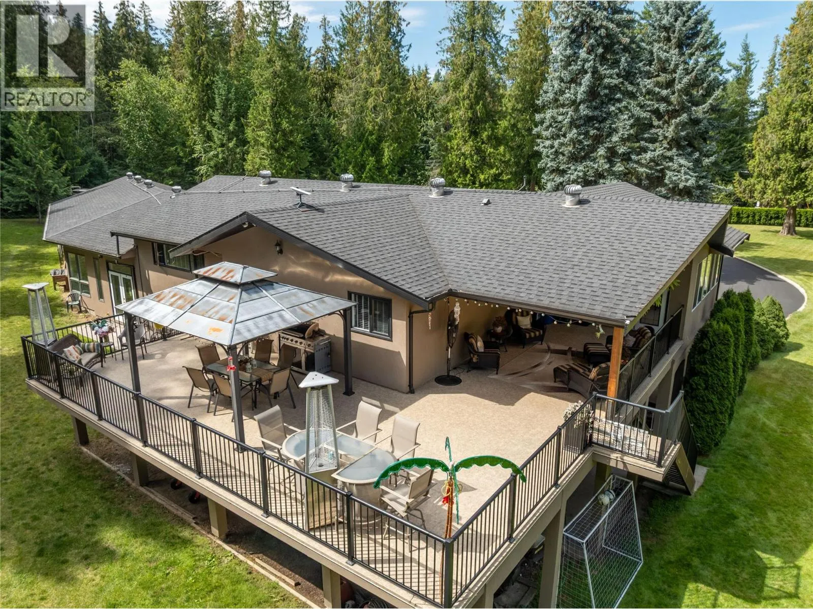 2746 Balmoral Road