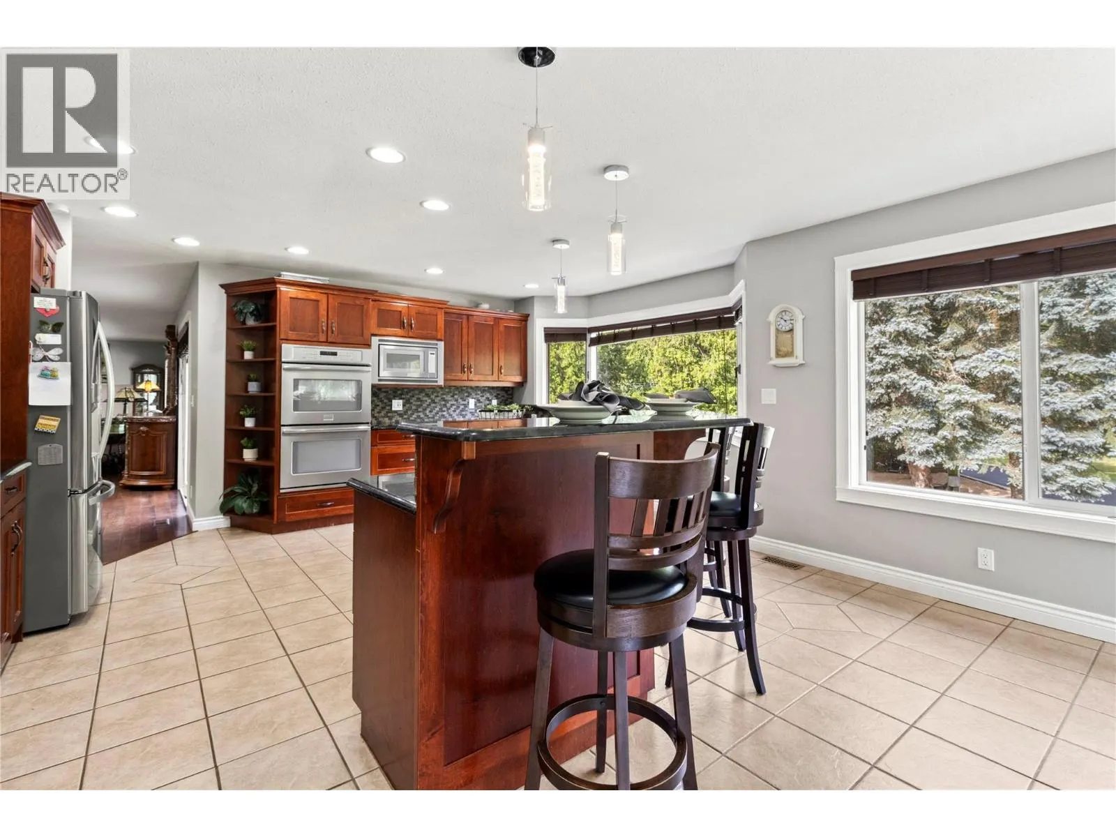 2746 Balmoral Road