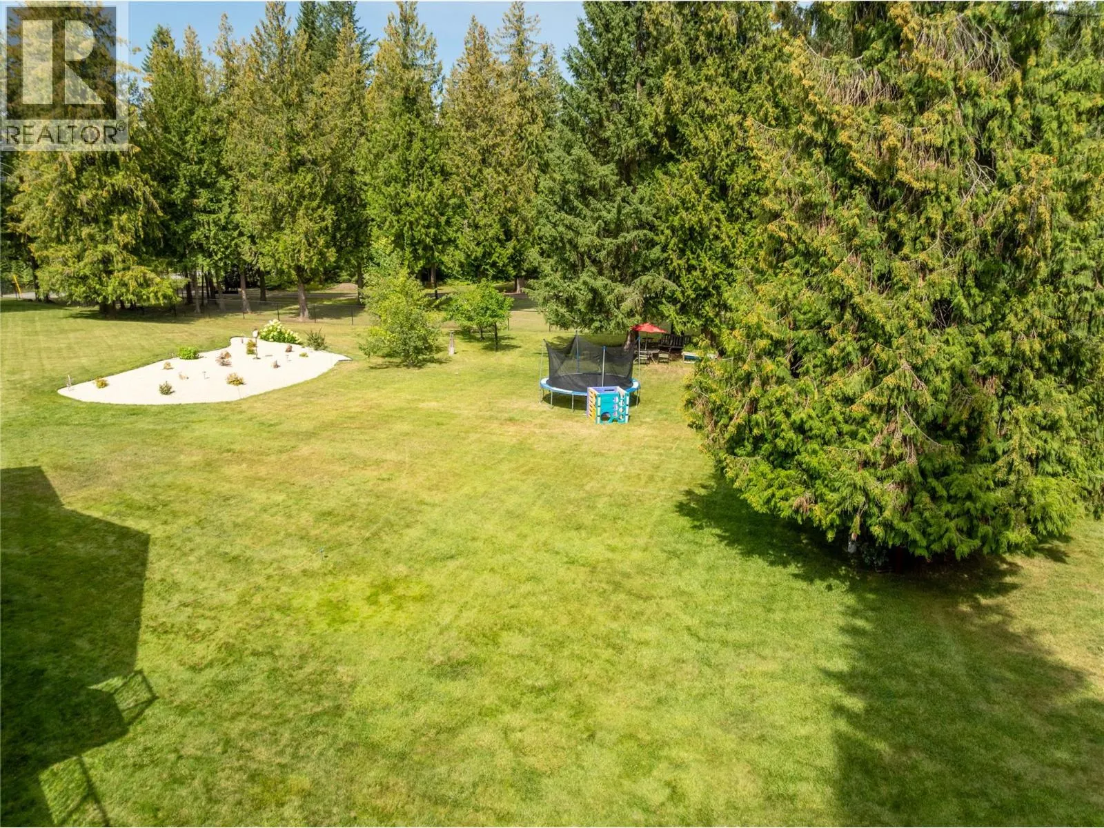 2746 Balmoral Road