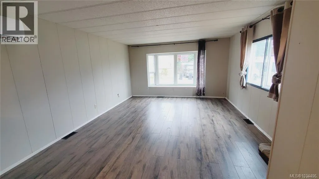 48 1714 Alberni Hwy