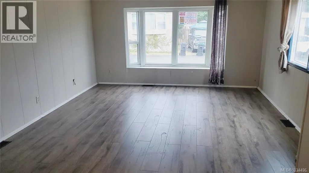 48 1714 Alberni Hwy