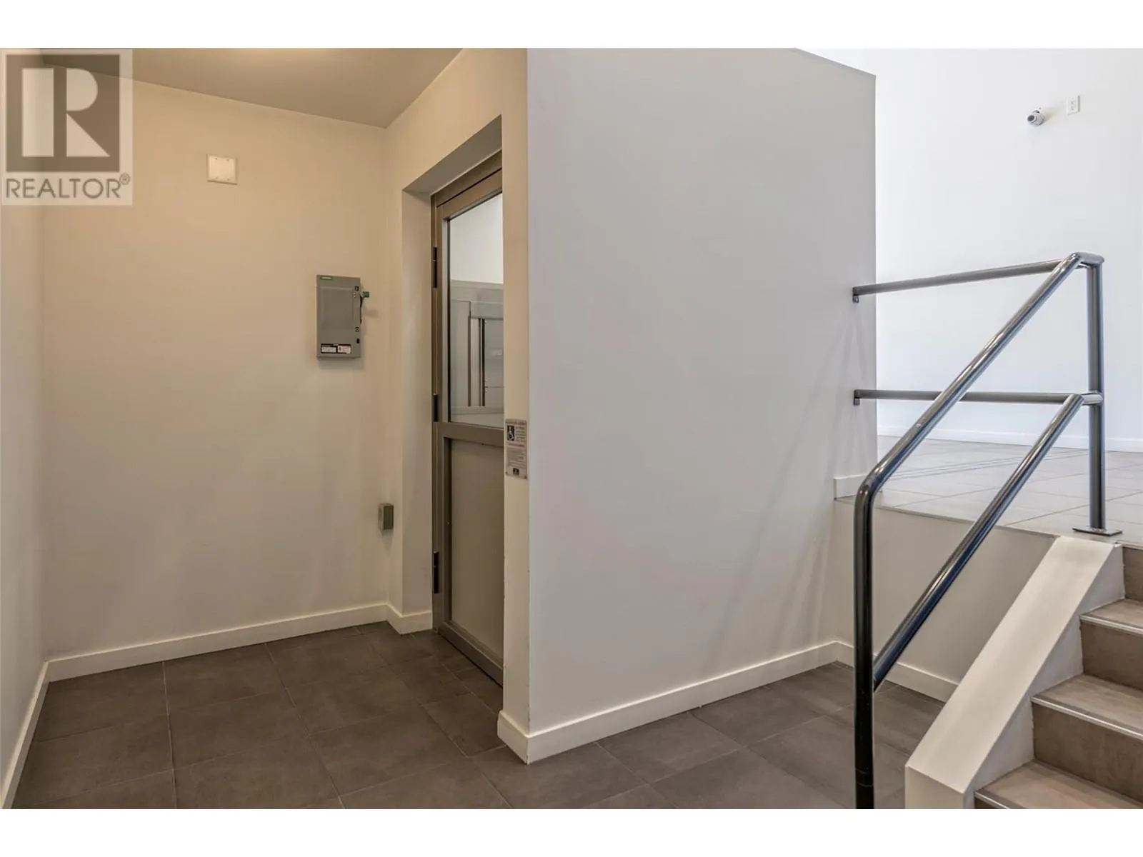 1550 Dickson Avenue Unit# 417