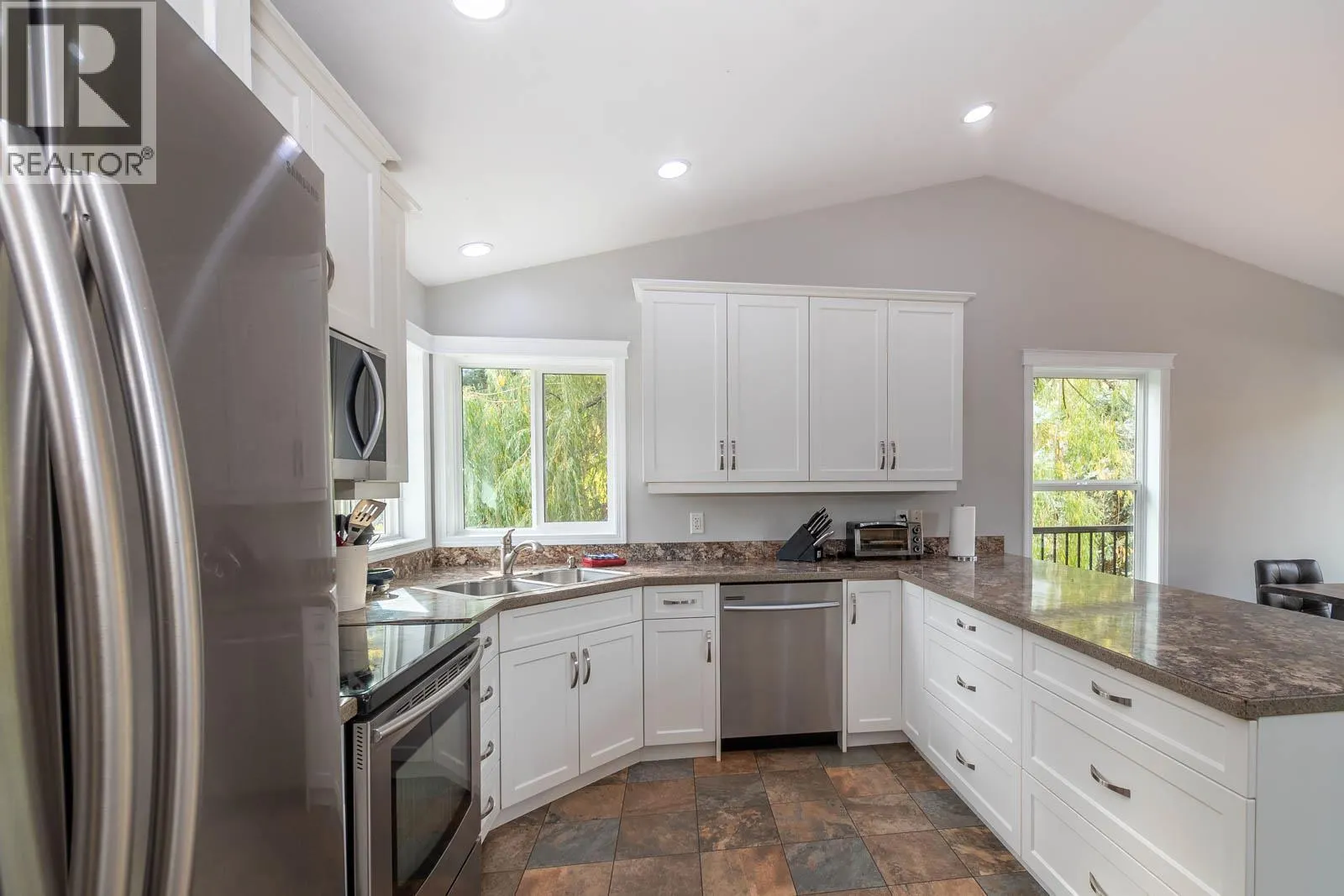 2234 Tappen Notch Hill Road