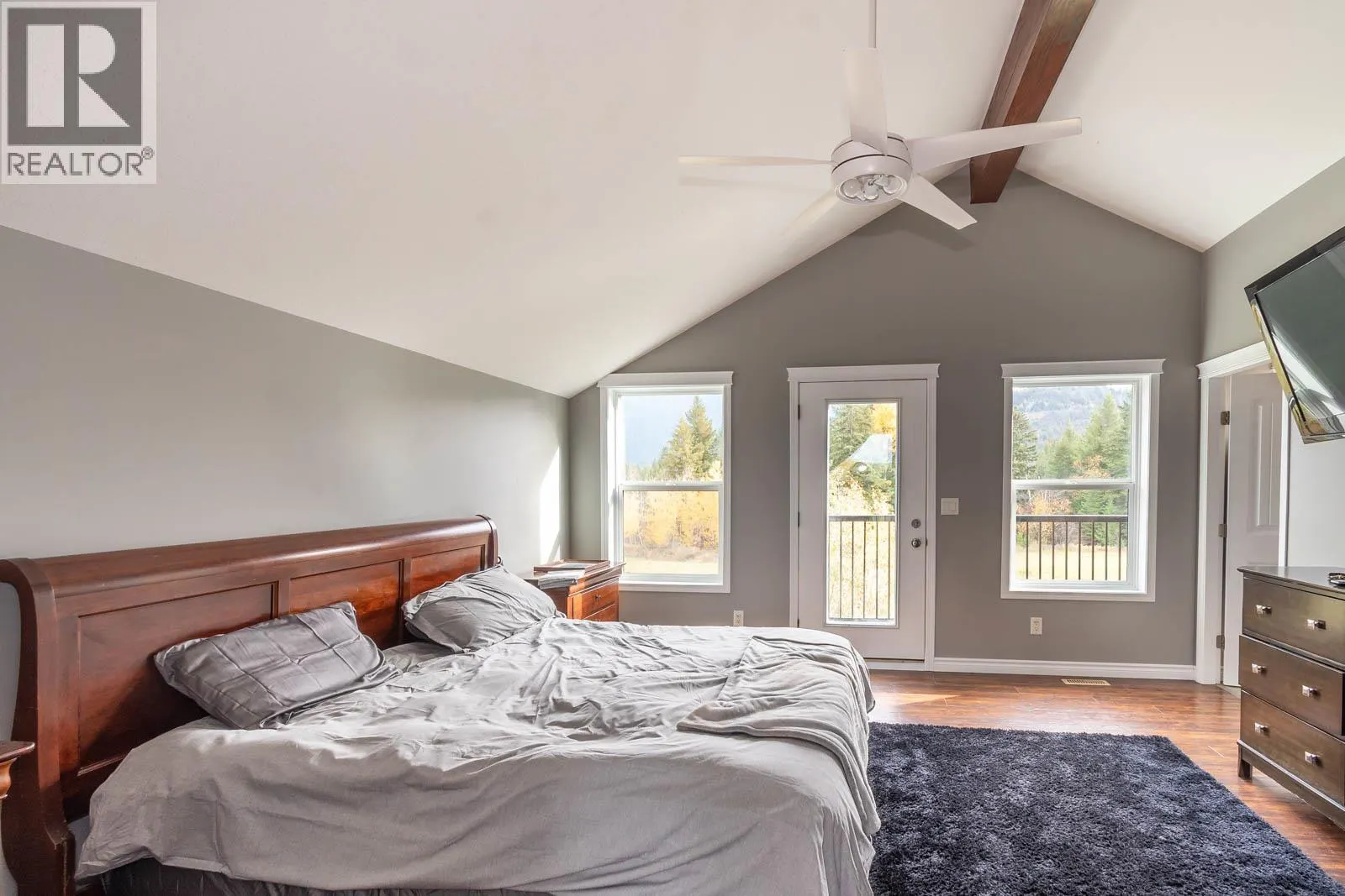 2234 Tappen Notch Hill Road