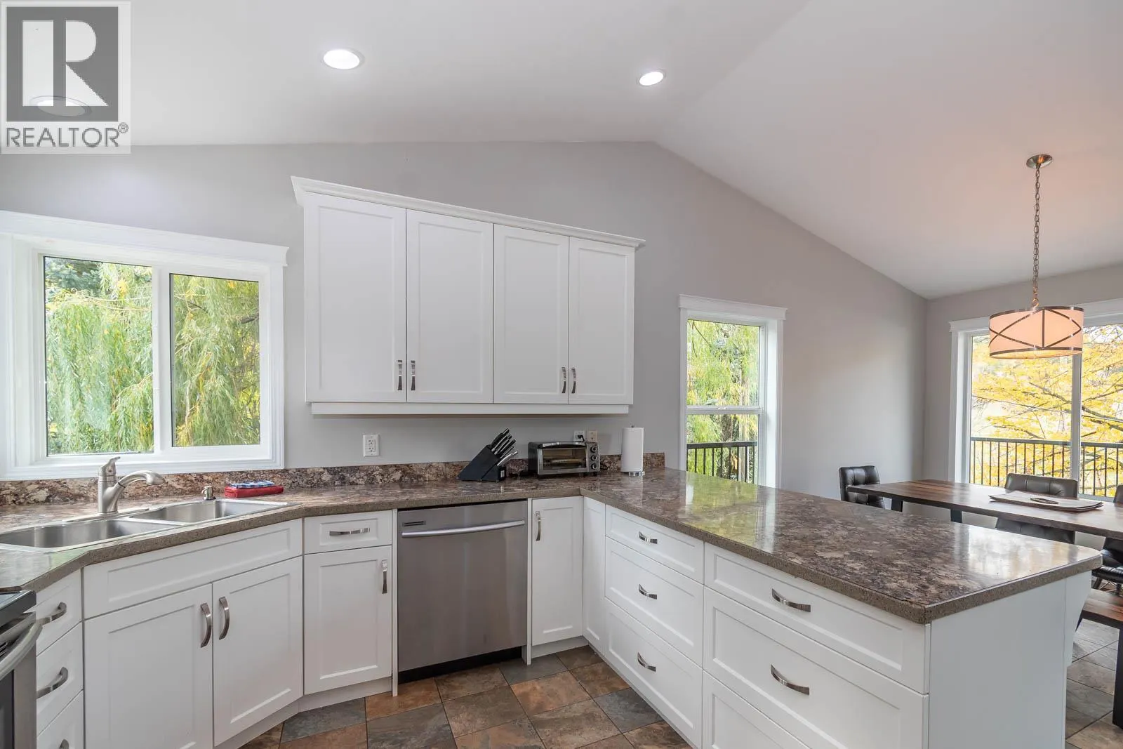 2234 Tappen Notch Hill Road