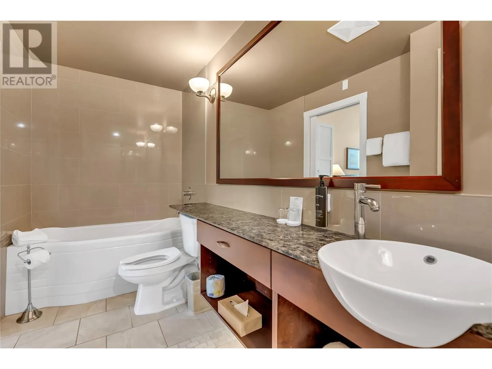 13011 Lakeshore Drive S Unit# 377