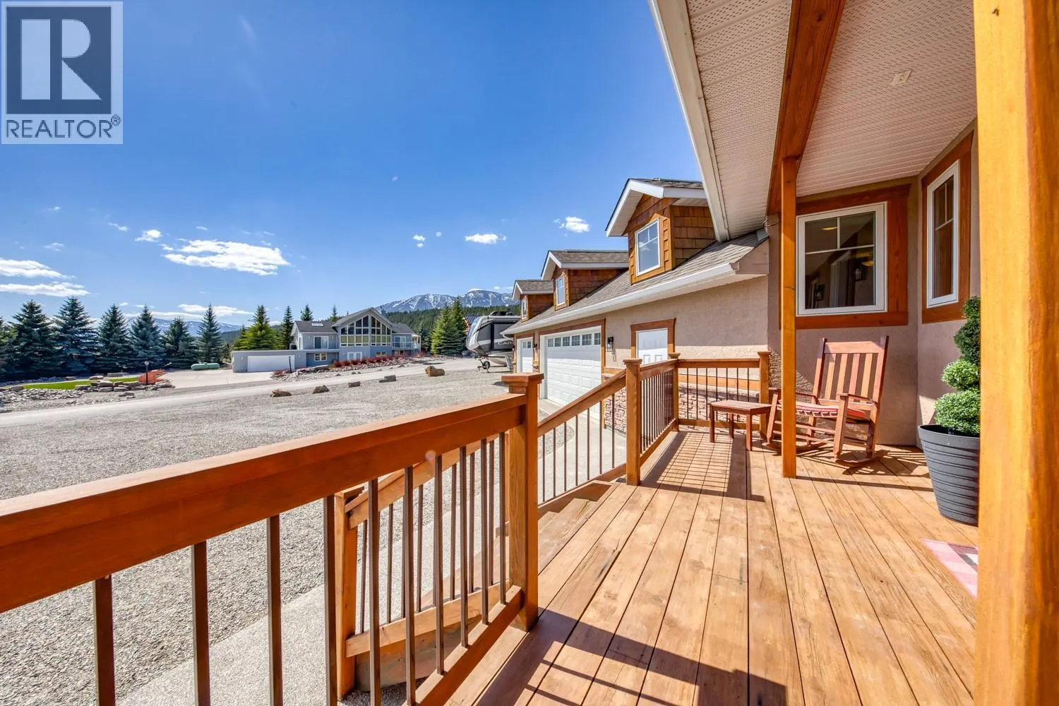 4453 Cedar Bay
