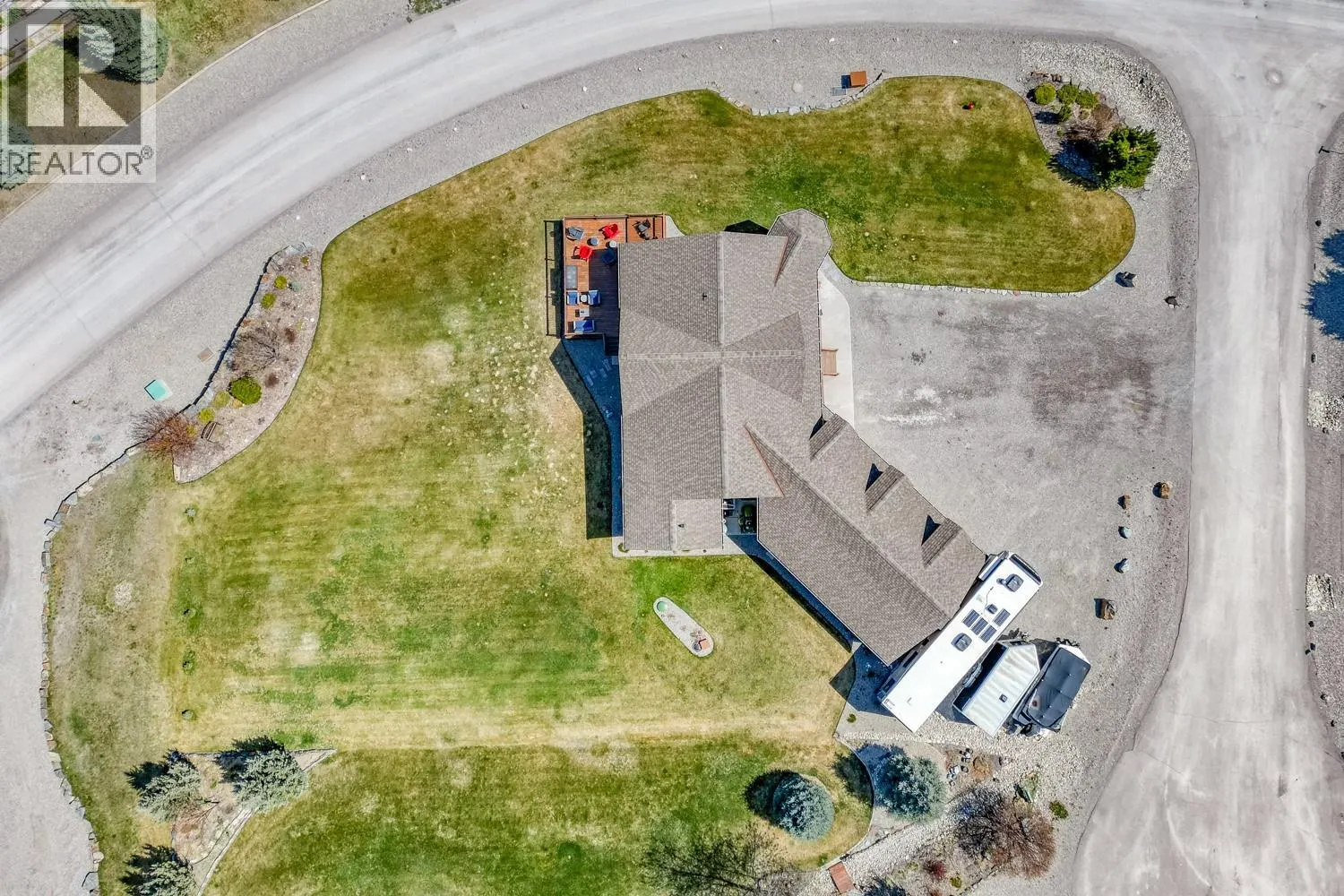 4453 Cedar Bay