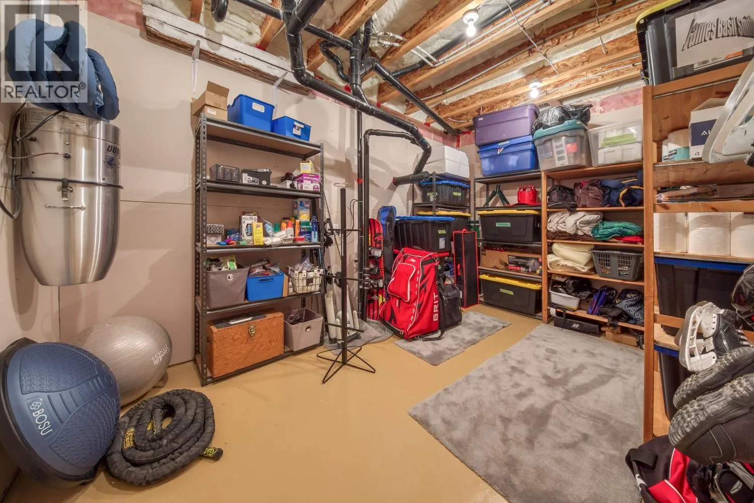4453 Cedar Bay