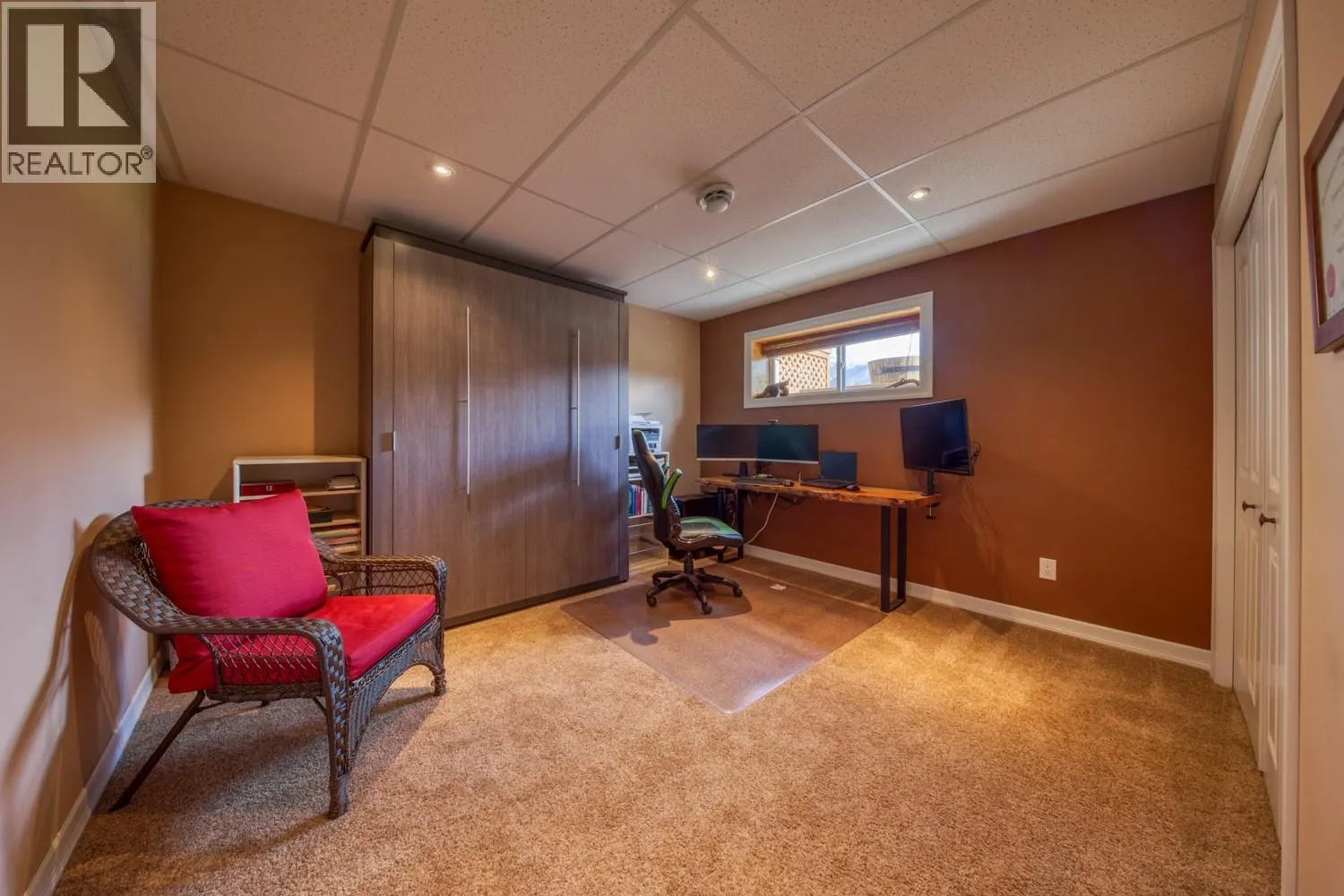 4453 Cedar Bay