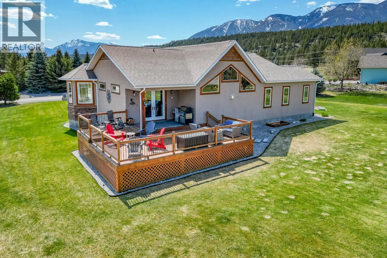 4453 Cedar Bay