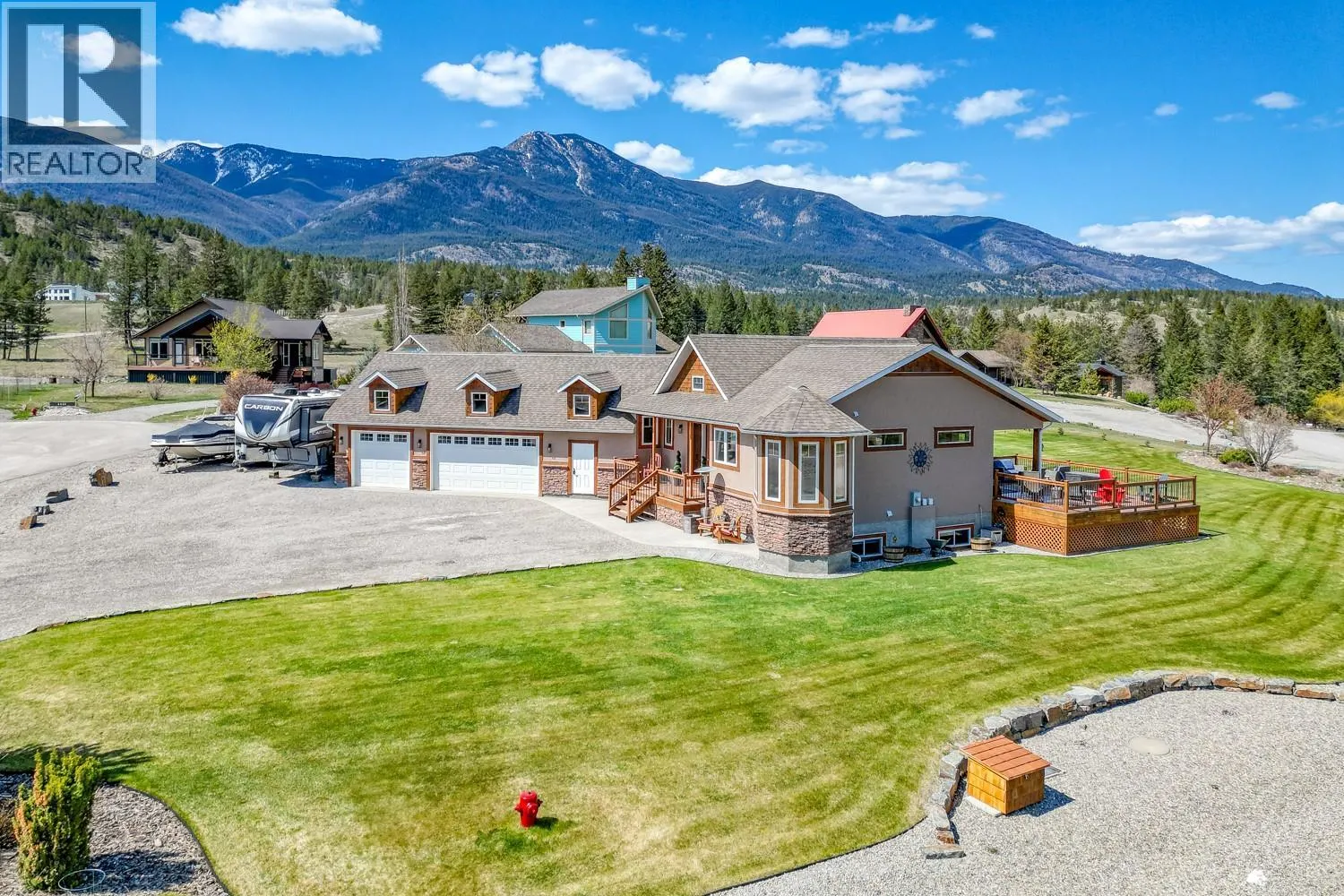 4453 Cedar Bay